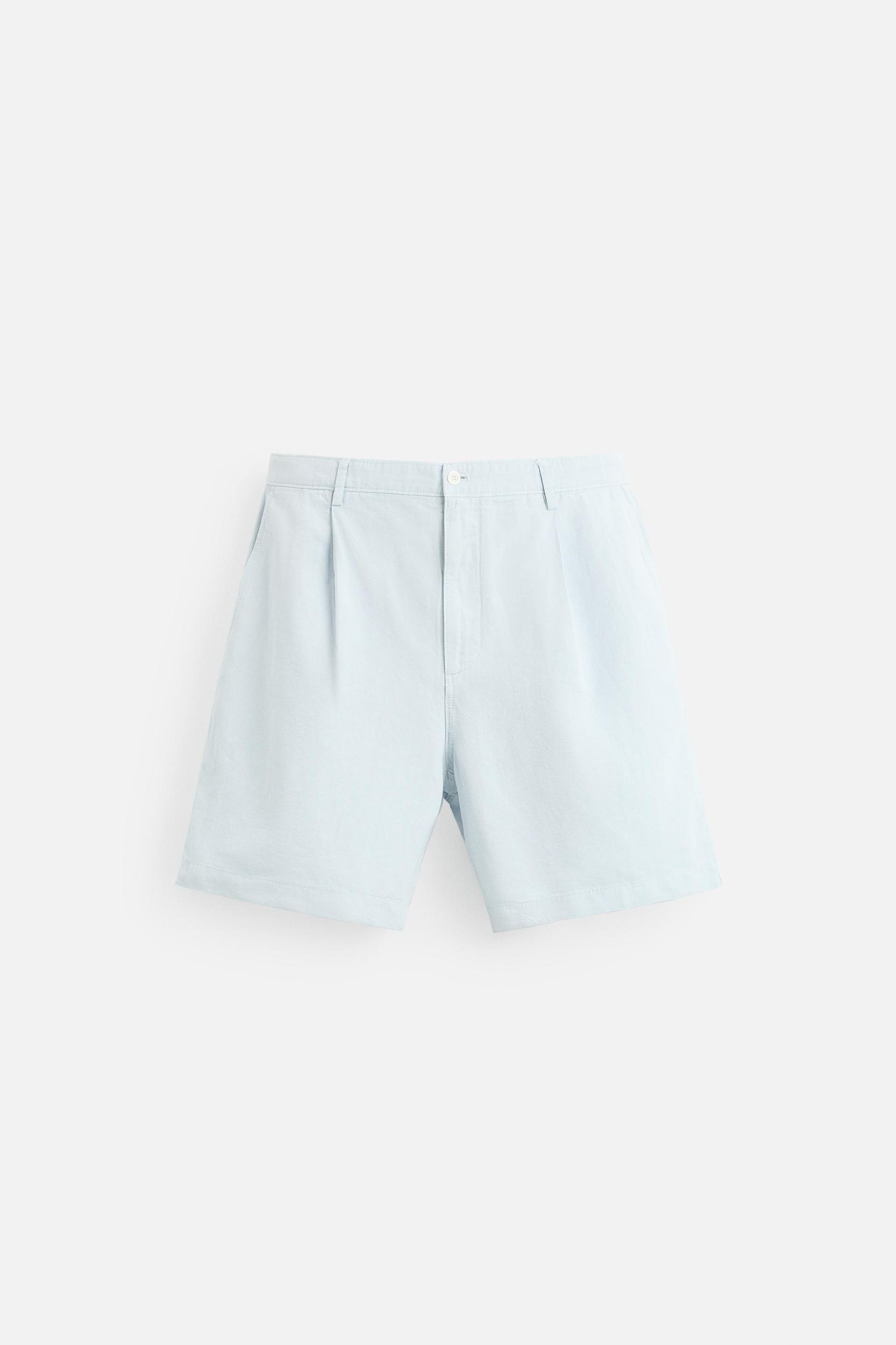 WASHED PLEATED SHORTS Product Image