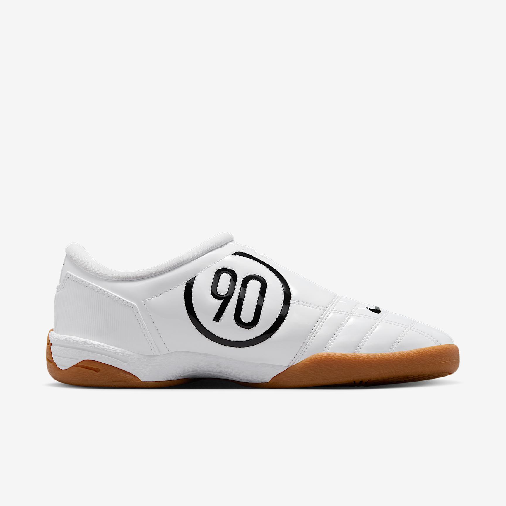 Nike Total 90 Women's Shoes Product Image