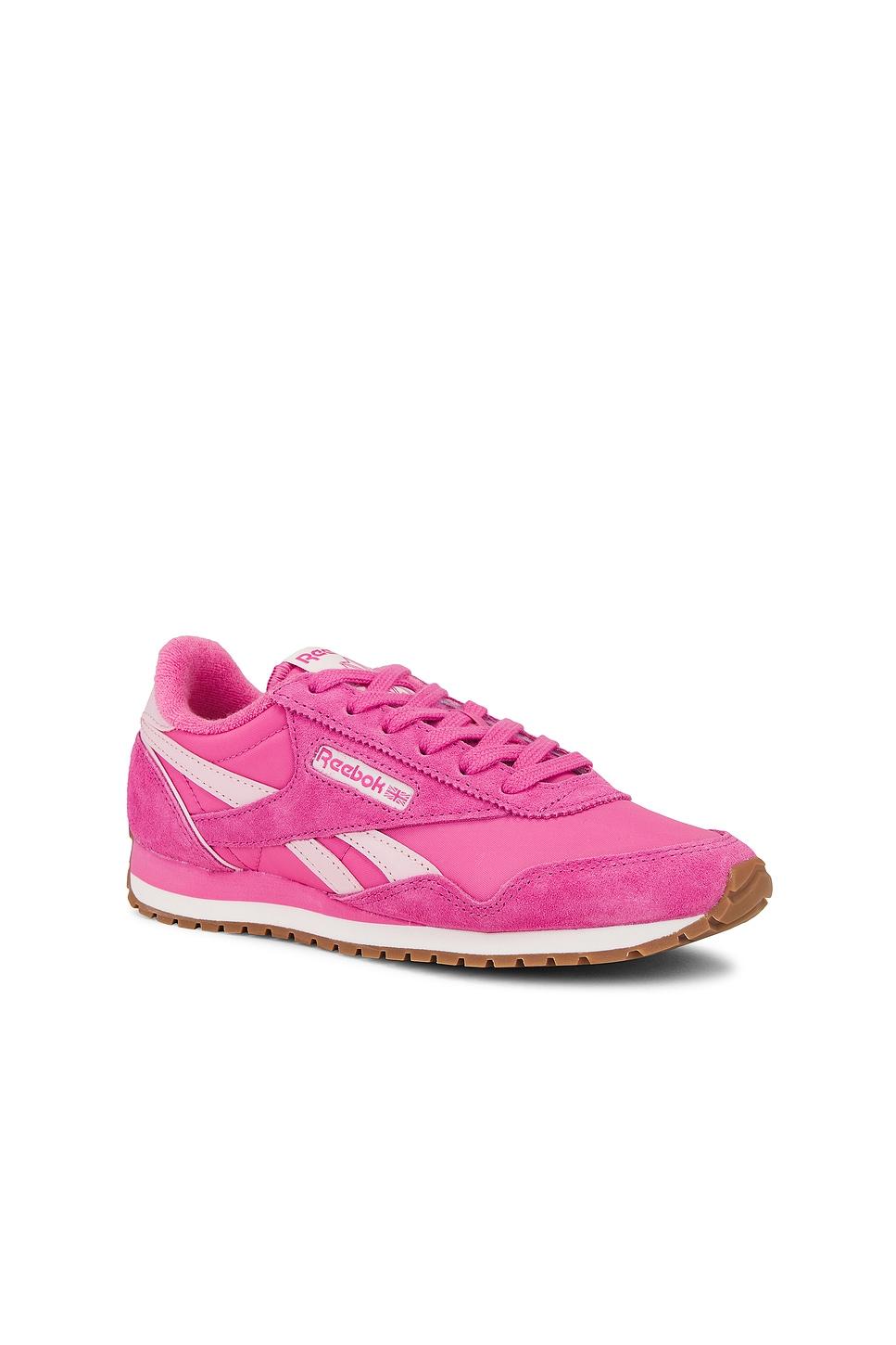 Classic AZ Sneaker Reebok Product Image