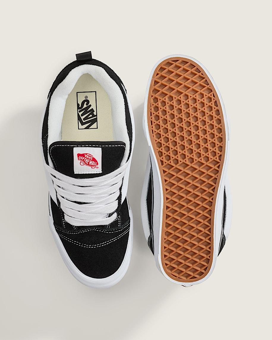 Knu Skool Shoe in Black / White| Vans US Product Image