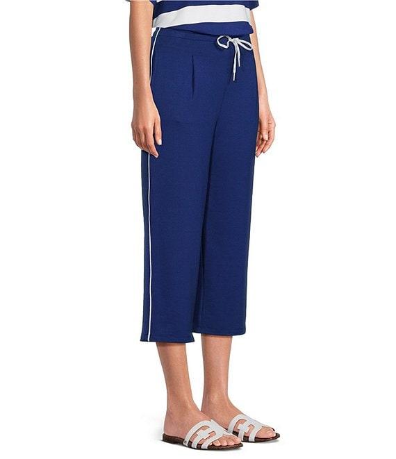 Westbound Pullon Pleated Capri Pants Product Image