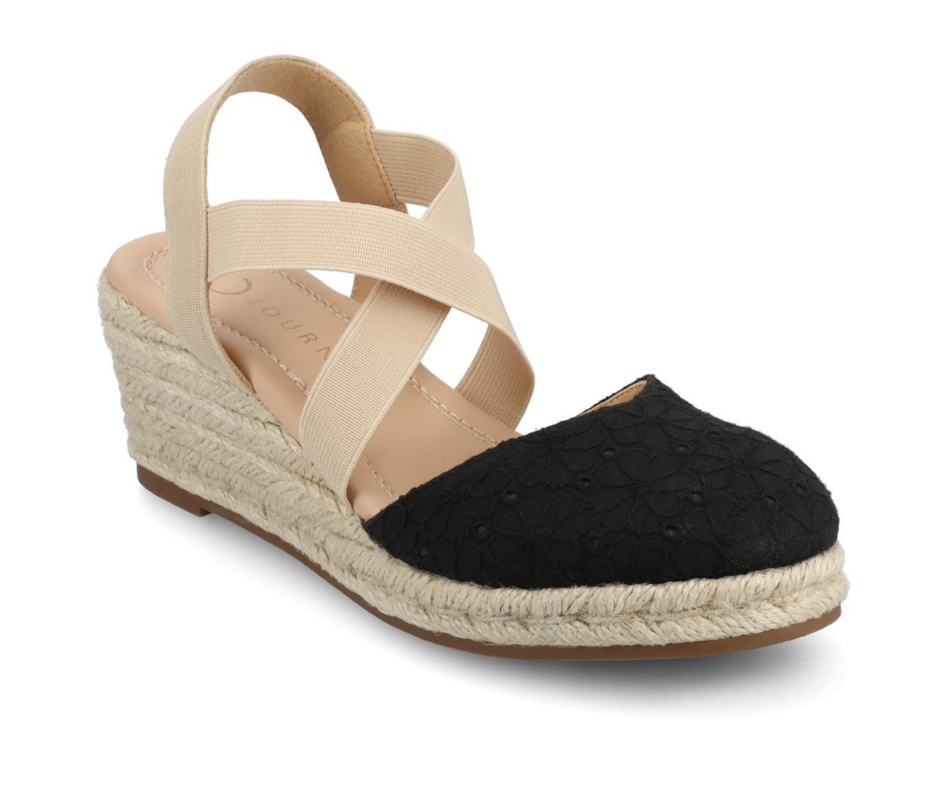 Women's Journee Collection Ashlee Wedges Product Image