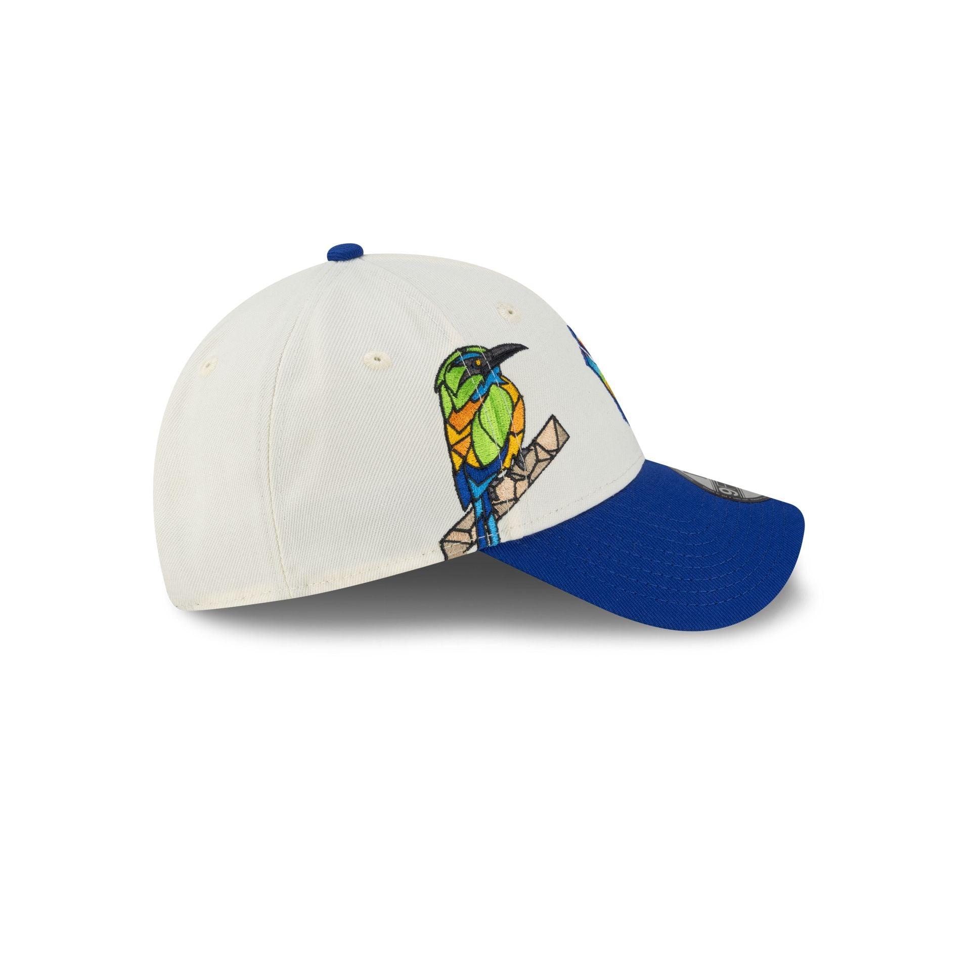 Milwaukee Brewers 9FORTY Trucker Hat Male Product Image