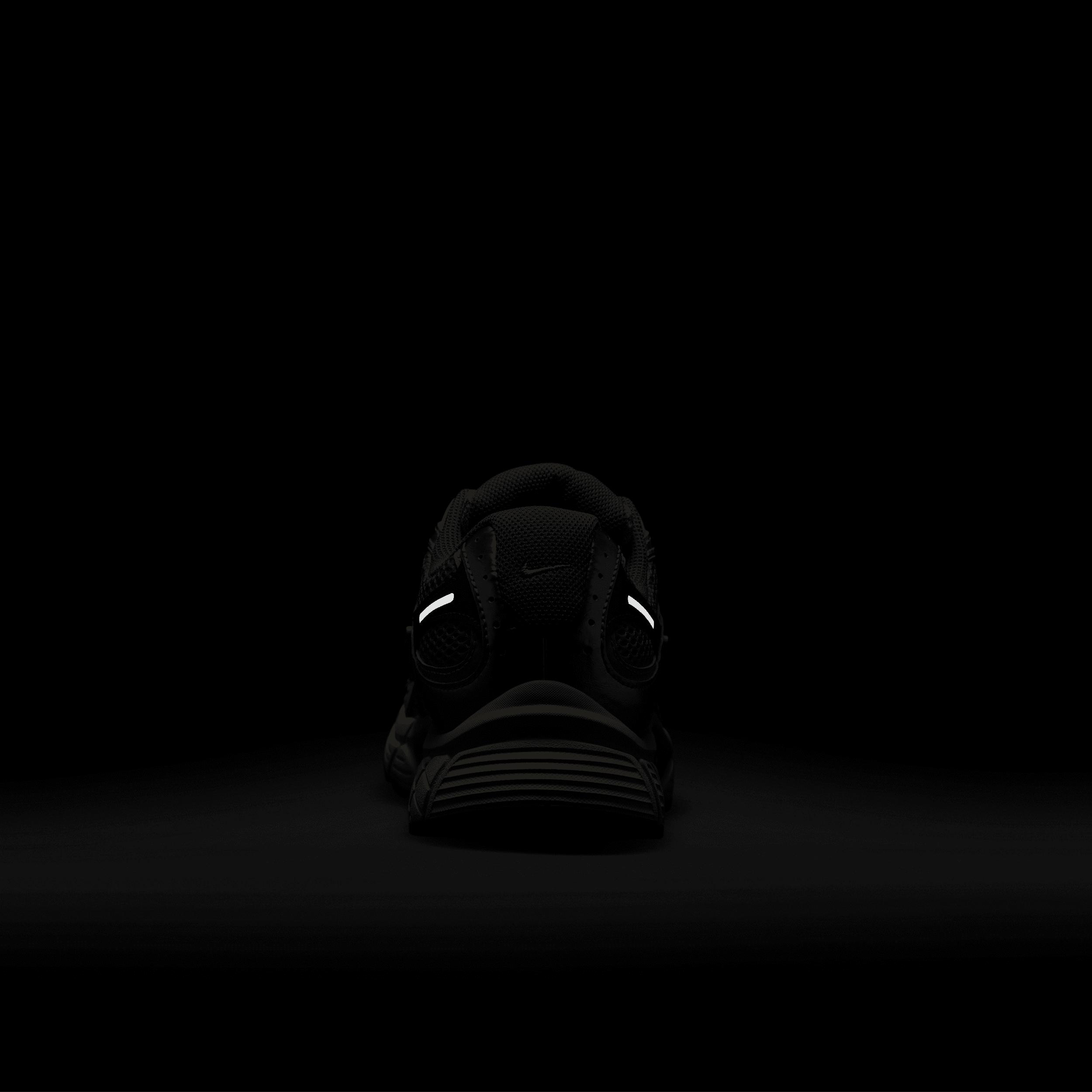 Nike Mens V5 RNR Shoes | HJ5228-003 Product Image