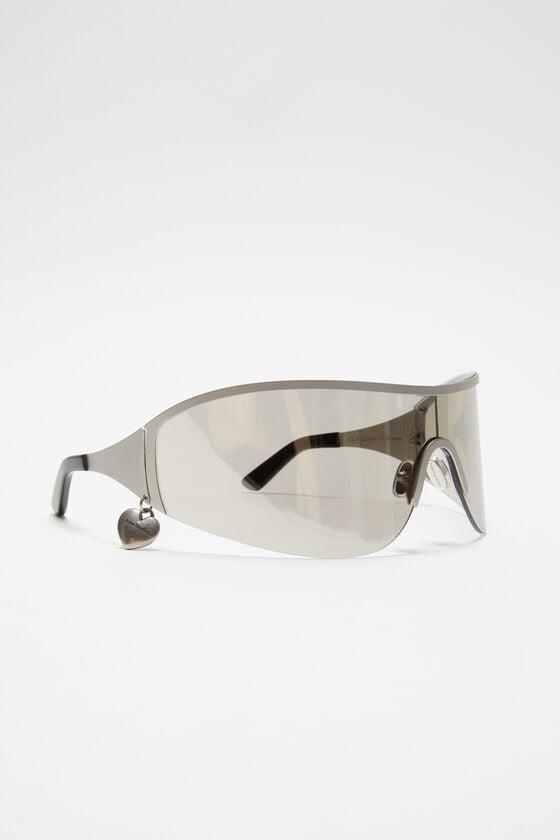 Metal frame sunglasses Product Image