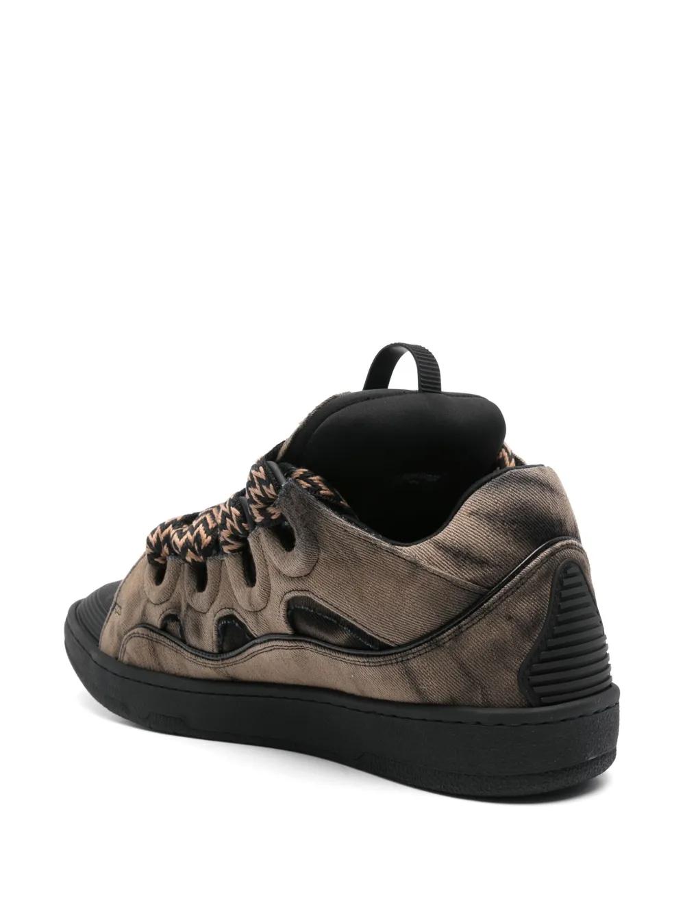 Curb sneakers Product Image