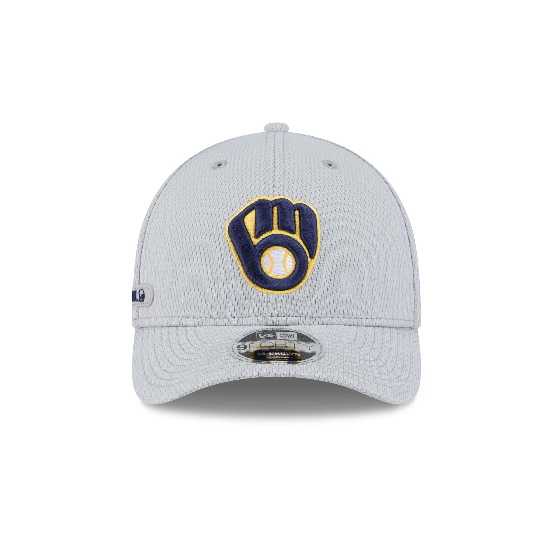 Milwaukee Brewers 2025 Clubhouse Gray 9FORTY M-Crown Snapback Hat Male Product Image