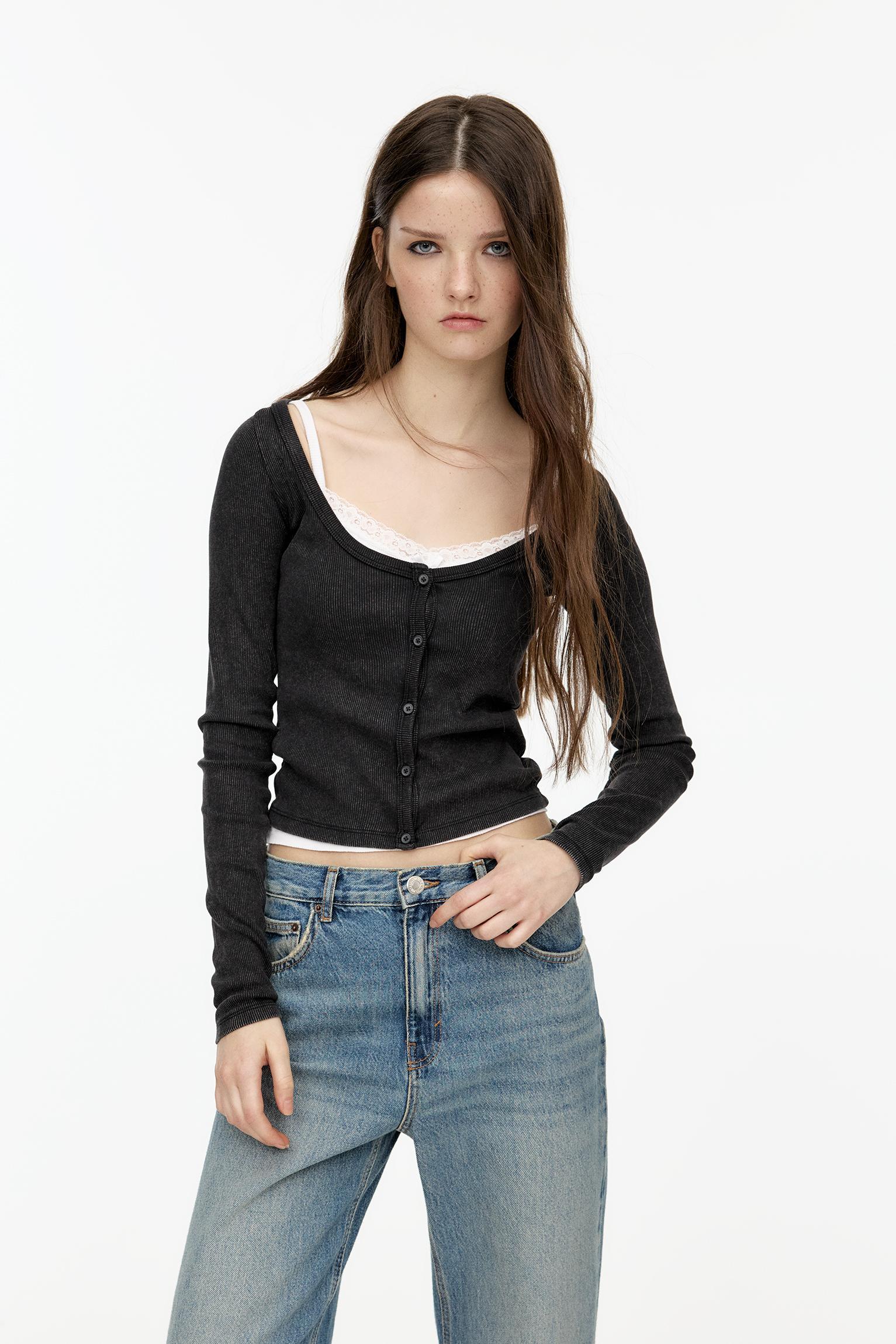 Ribbed T-shirt with buttons Product Image