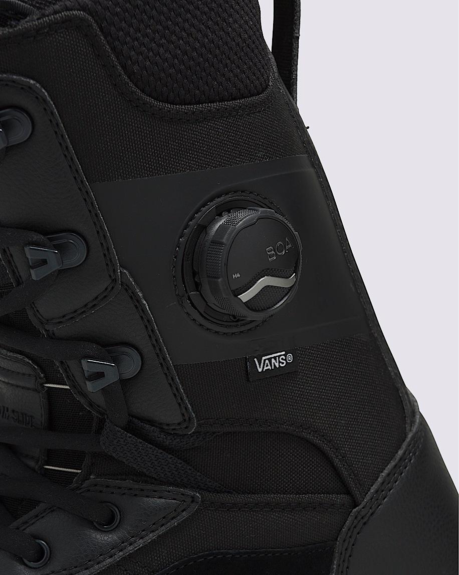 Invado Pro Snowboard Boot in Black / Gum| Vans US Product Image