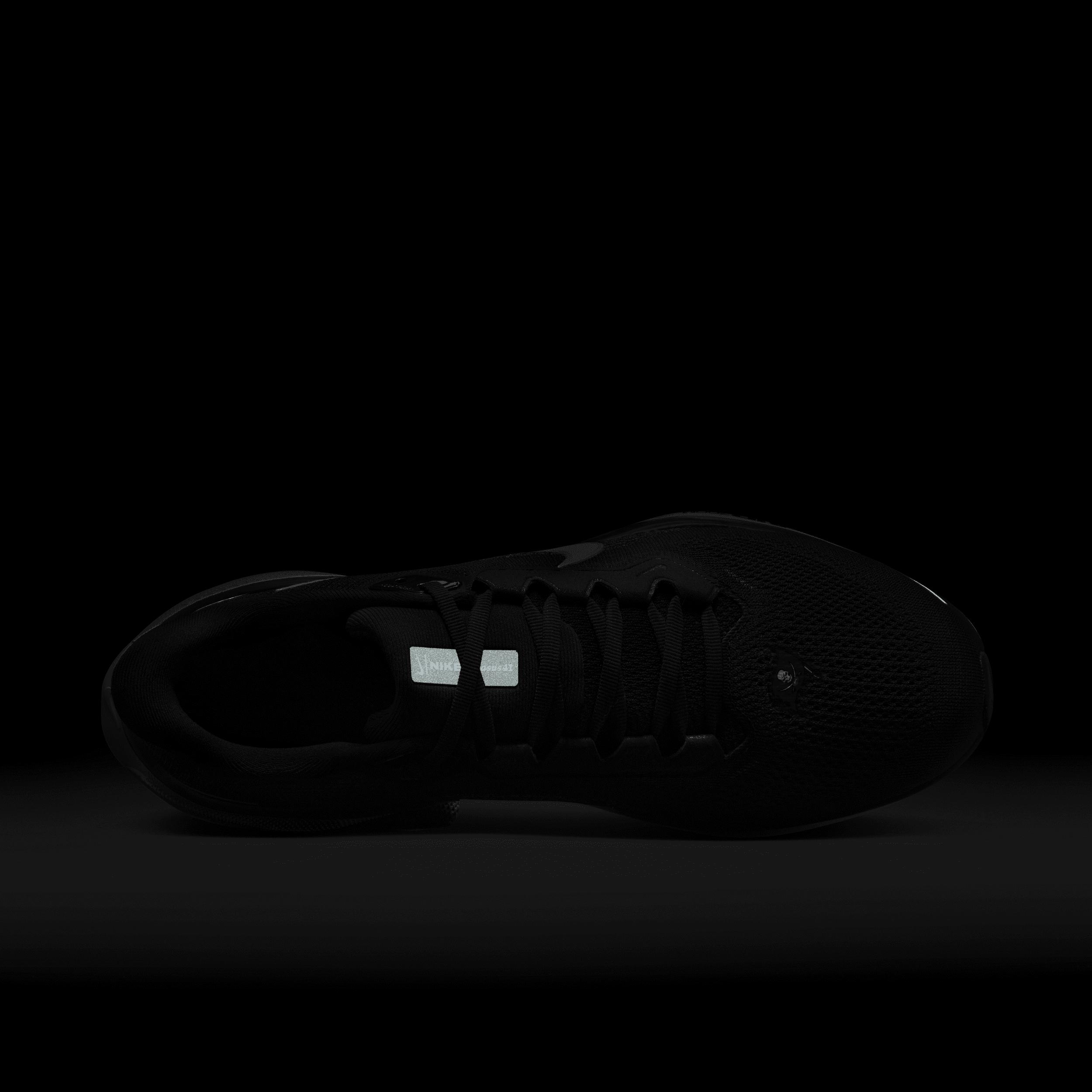 Nike Pegasus 41 NFL Tampa Bay Buccaneers Men's Road Running Shoes Product Image