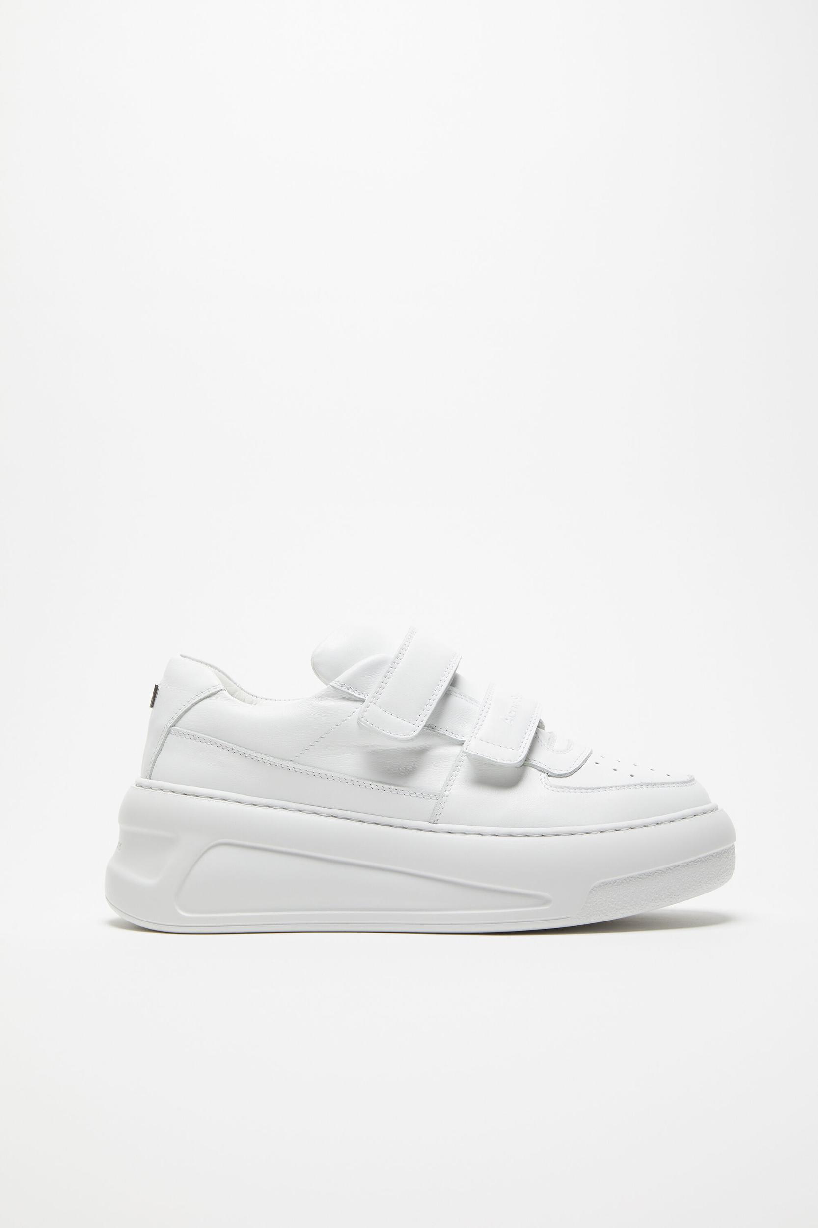 Velcro strap platform sneakers Product Image