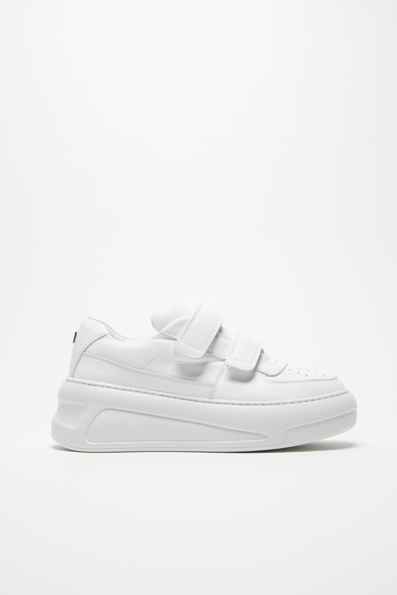 Velcro strap platform sneakers Product Image