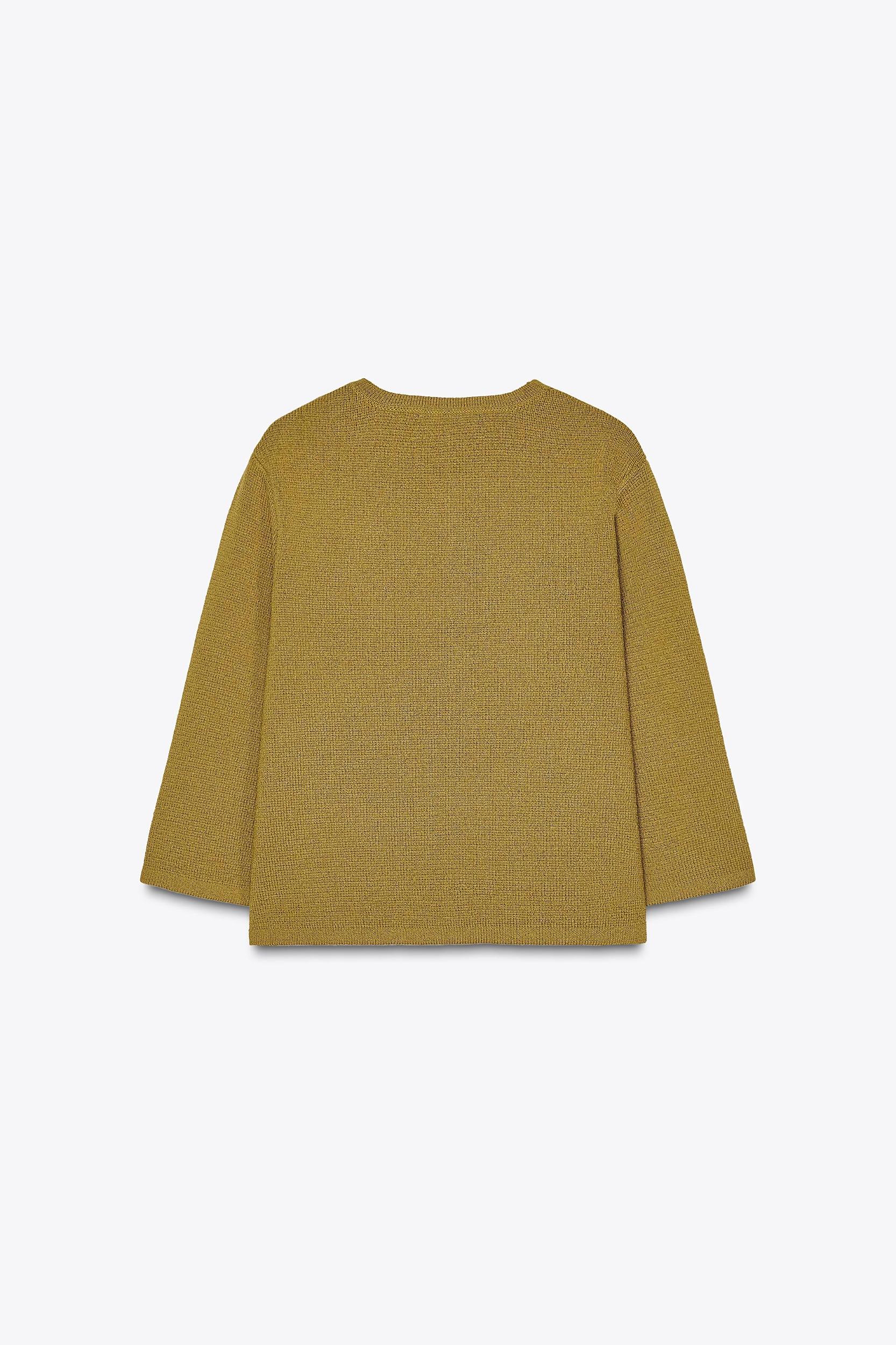 KNIT CARDIGAN WITH GOLDEN BUTTONS Product Image