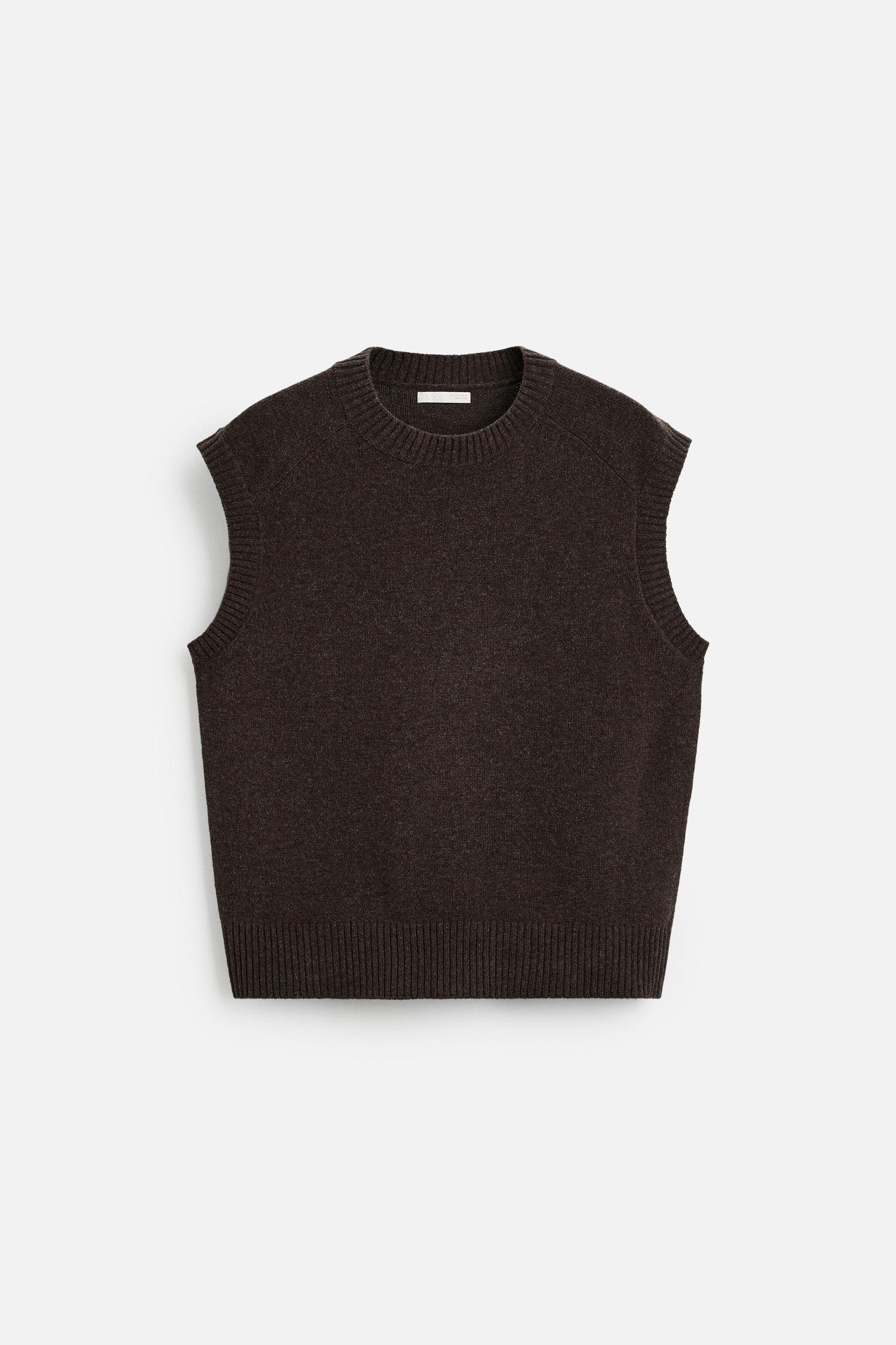 WOOL KNIT VEST Product Image