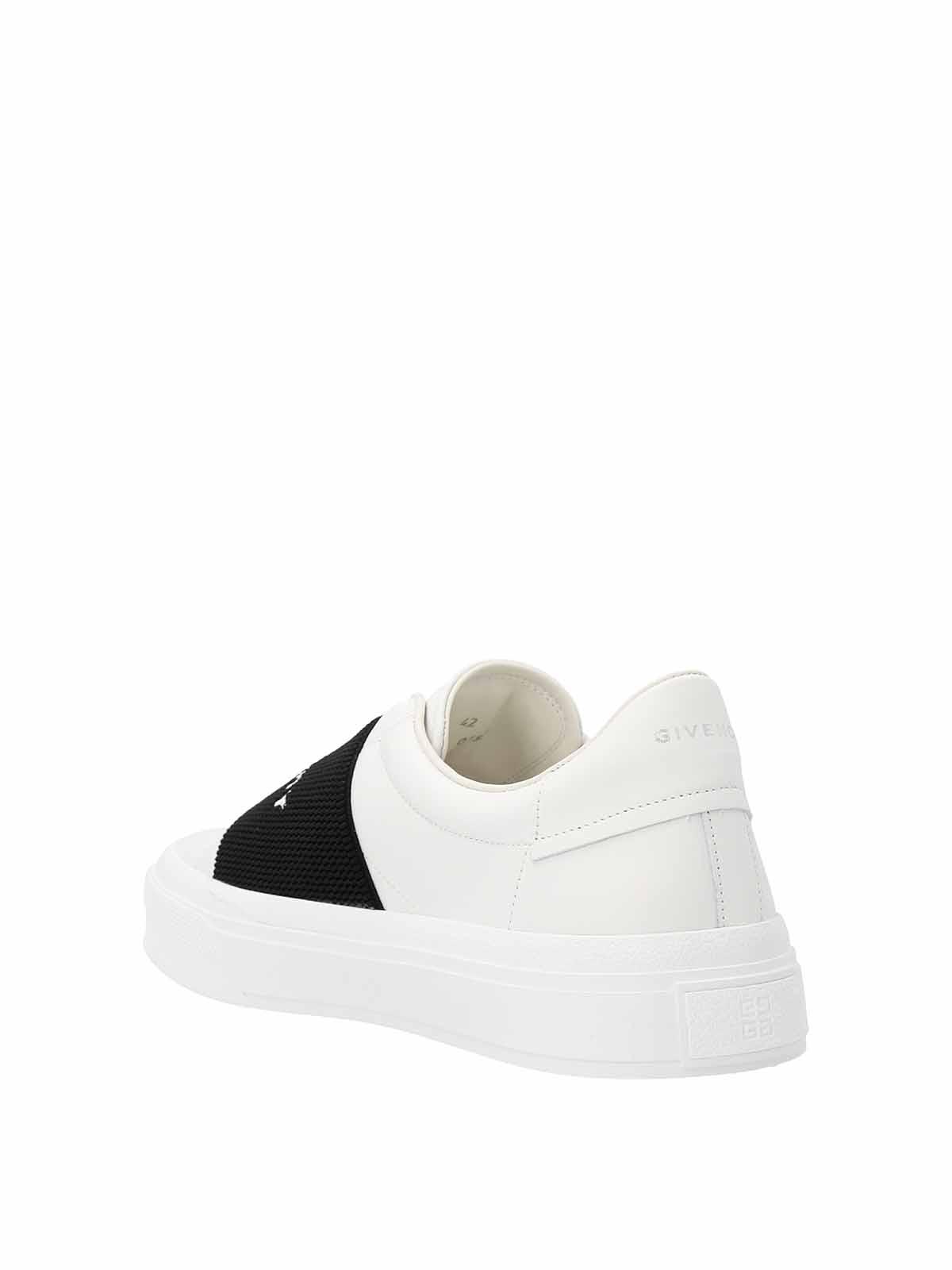 GIVENCHY Logo-embroidered Slip-on Leather Sneakers In White Black Product Image