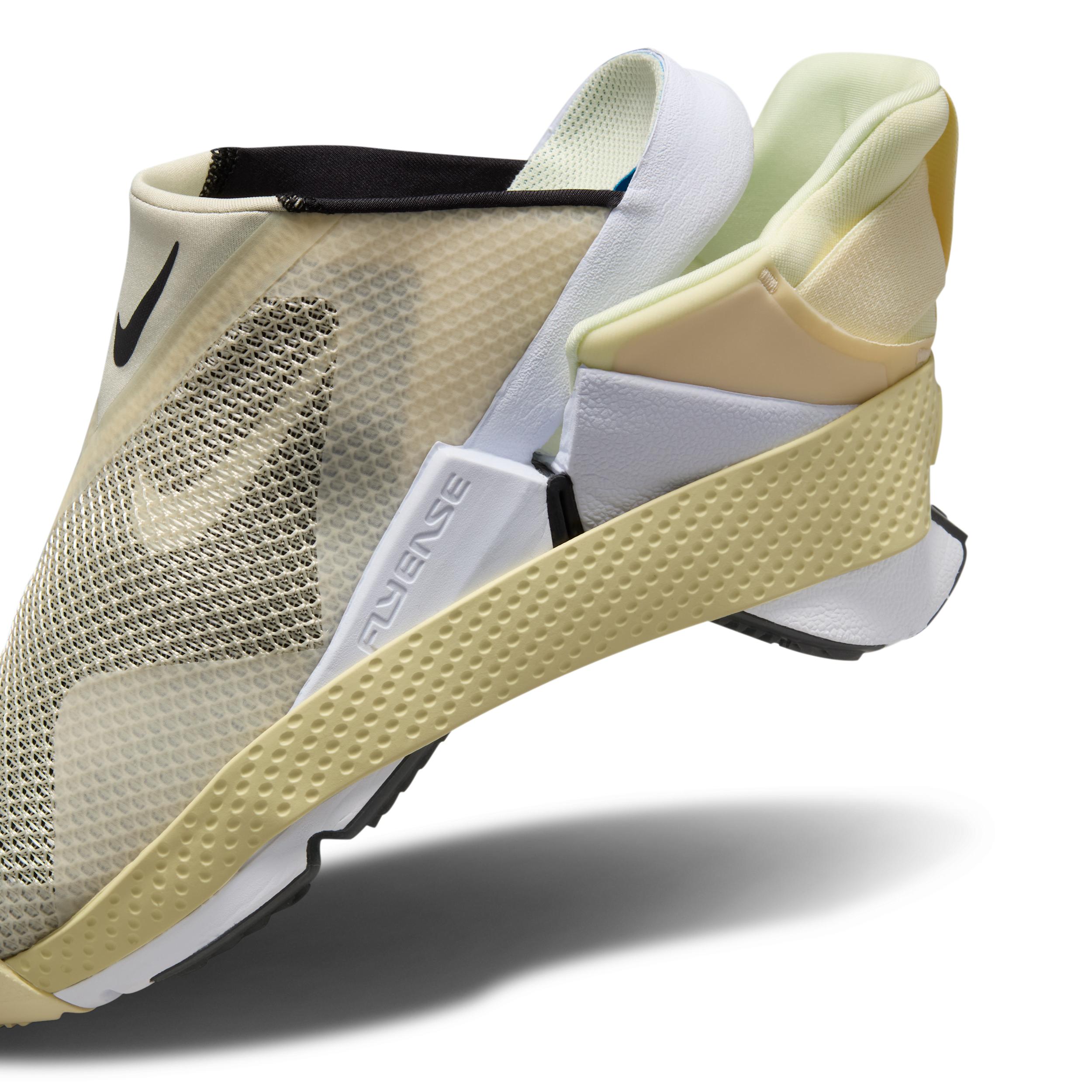 Nike Womens Go FlyEase Easy On/Off Shoes | DR5540-700 Product Image