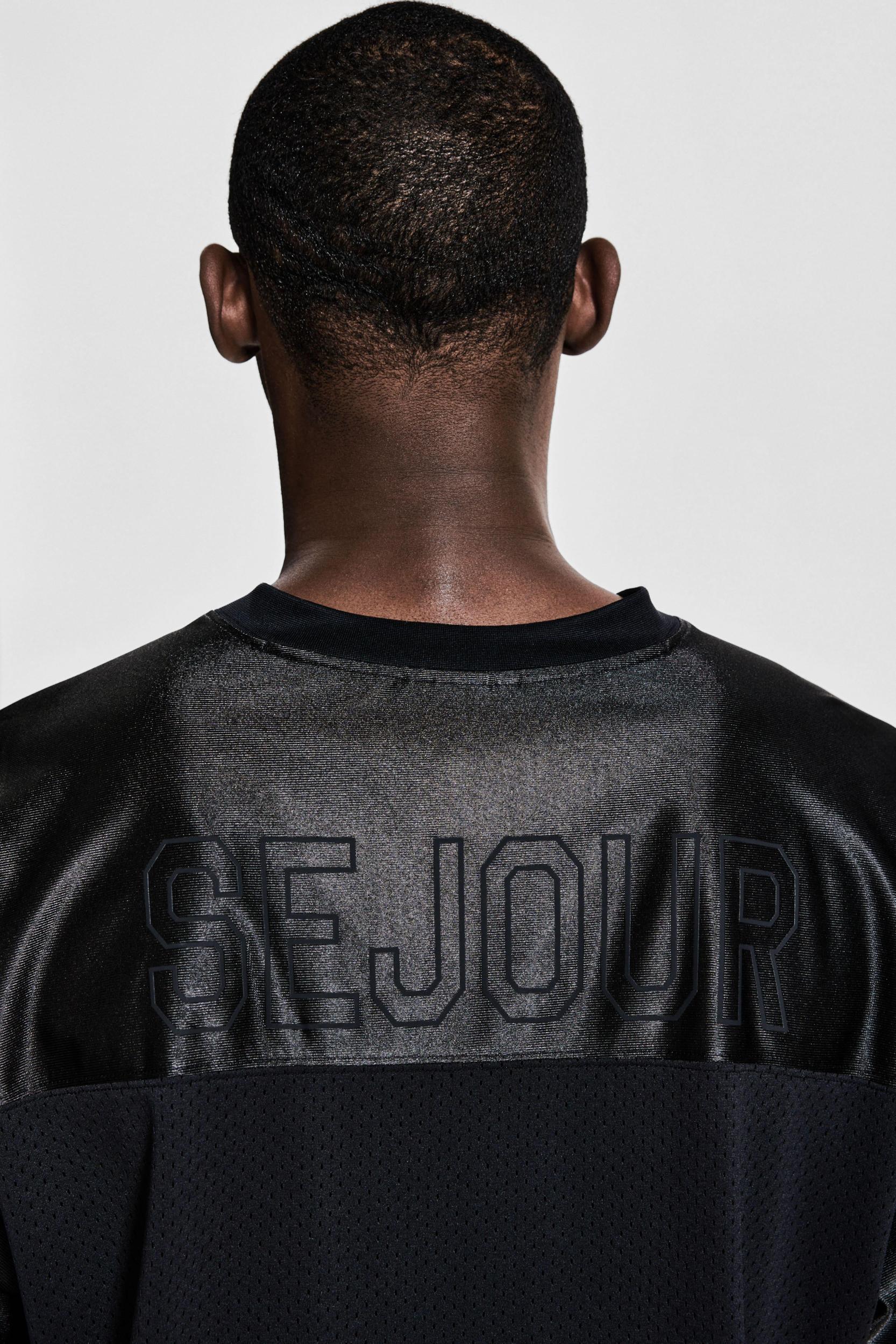 Loose-Fit Printed Sports Shirt with DryMove™ Product Image