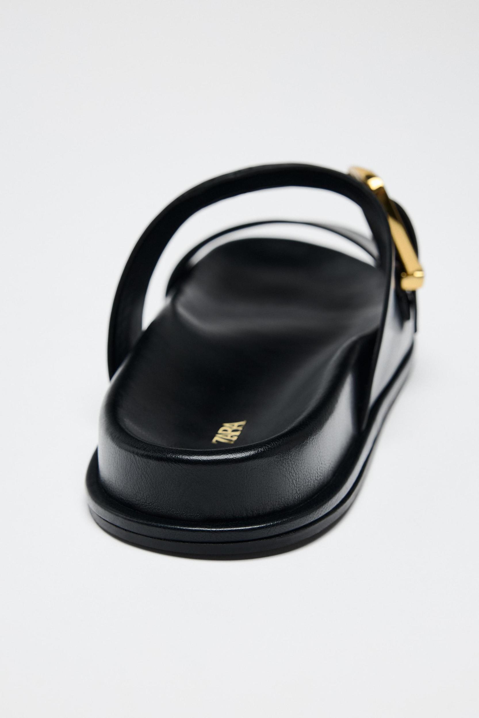 BUCKLE FLAT SANDALS Product Image