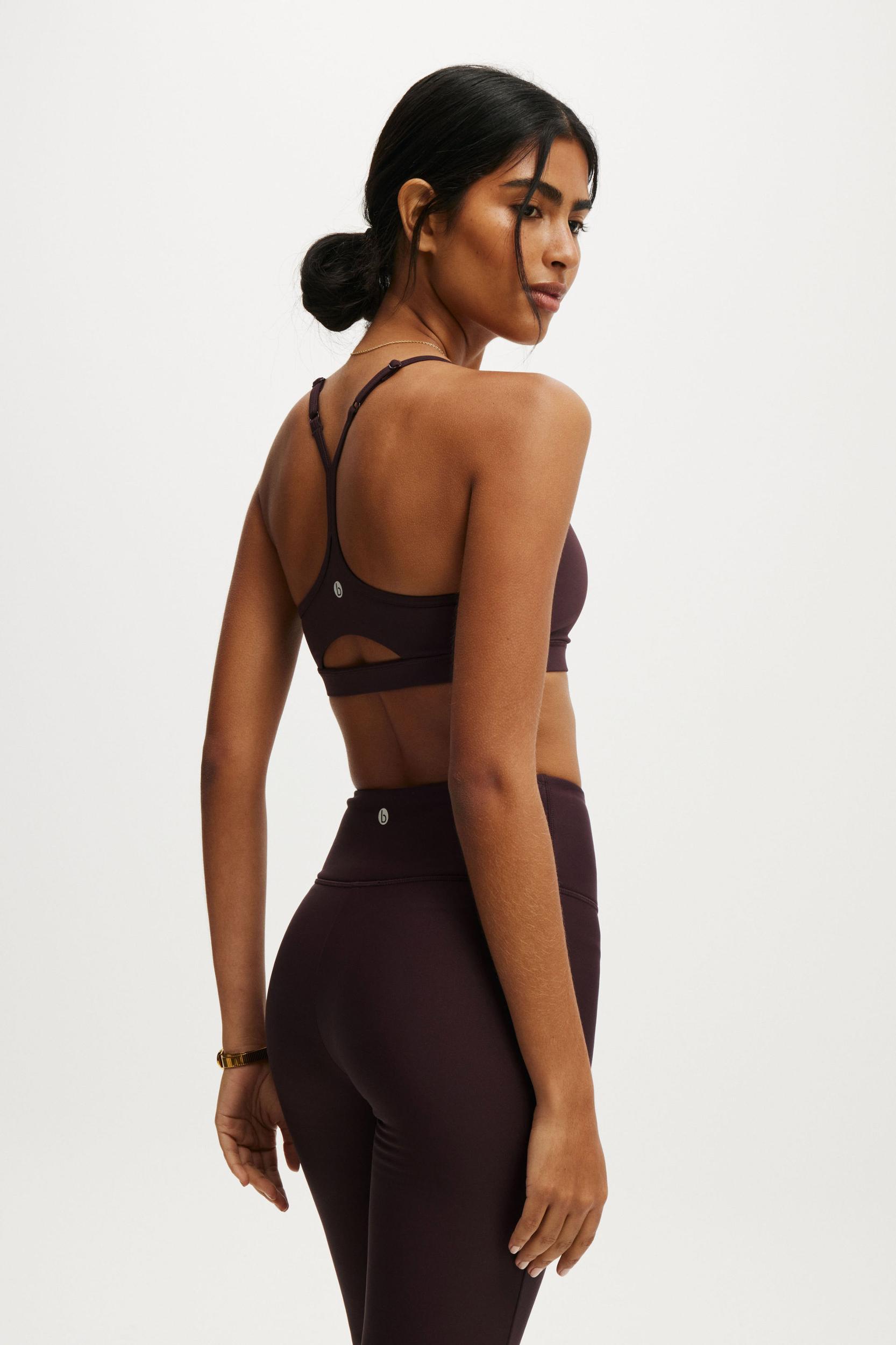 365 Keyhole Crop Product Image