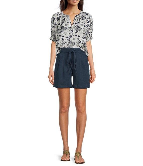 Current Air Cotton Blend Belted Tie Waist Pleated Shorts Product Image