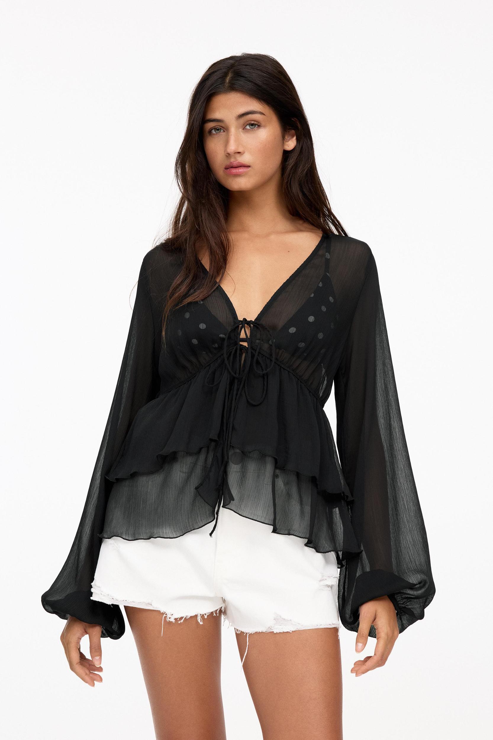 Flowing blouse with ruffles Product Image