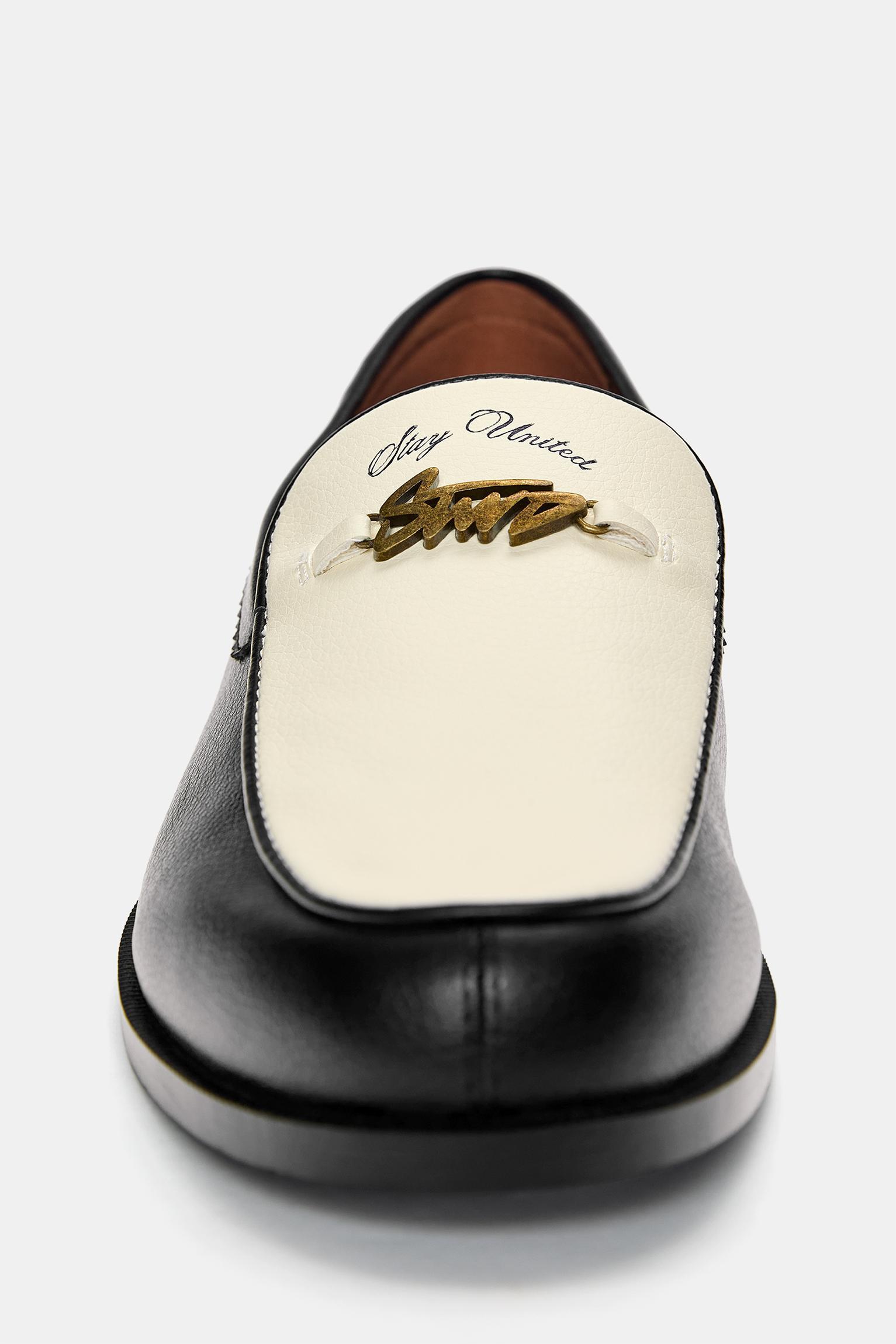 STWD Contrast Loafers Product Image