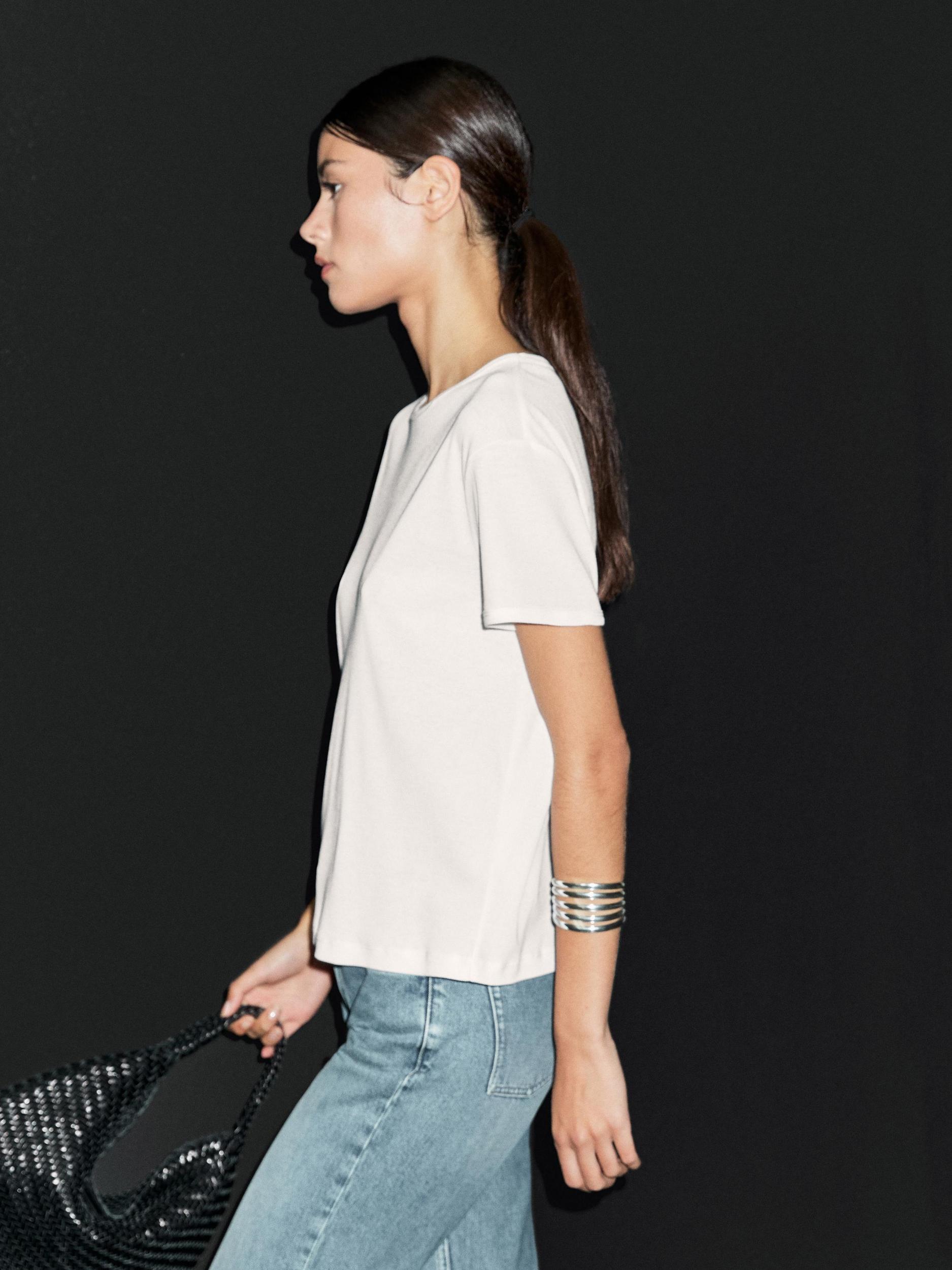 100% cotton short-sleeve T-shirt Product Image