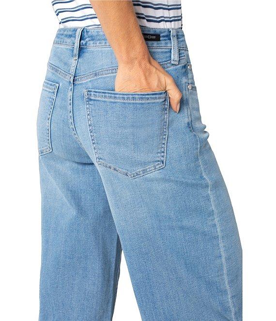 Liverpool Los Angeles Yacht Stretch Denim Mid Rise Capri Cropped Jeans Product Image