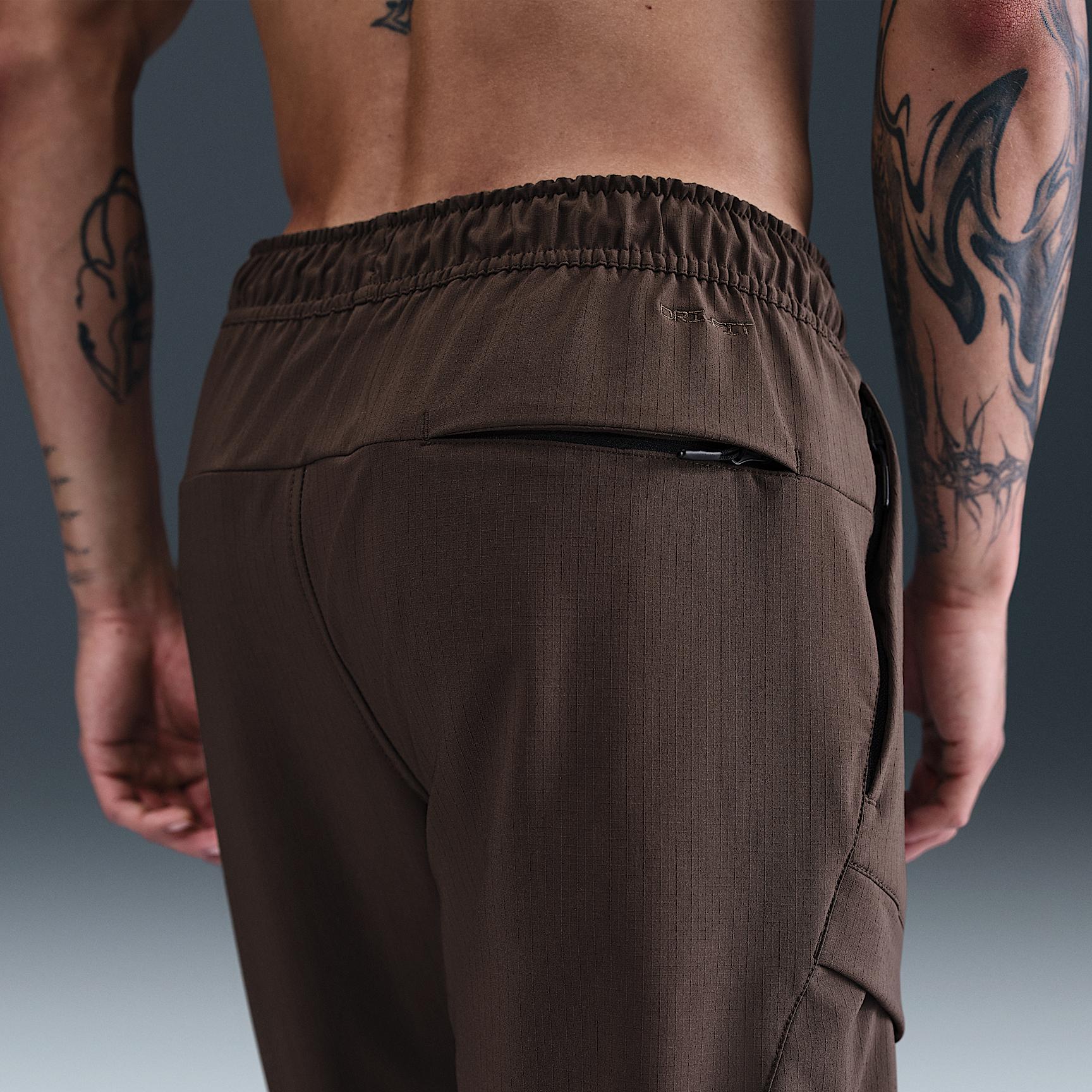 Nike Mens Unlimited Dri-FIT Versatile Cargo Pants | HJ3154-237 Product Image