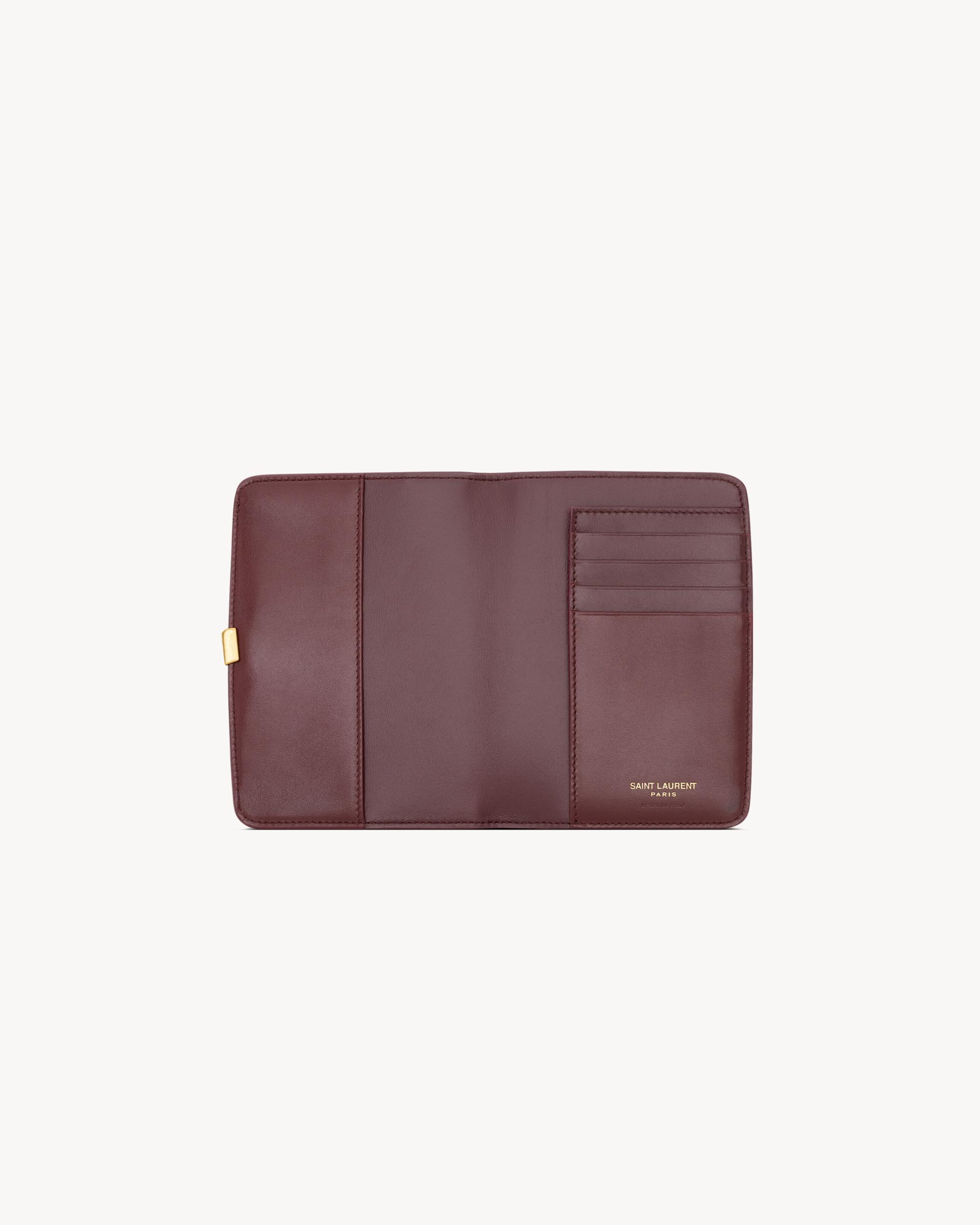 VOLTAIRE passport case in BOX SAINT LAURENT Product Image