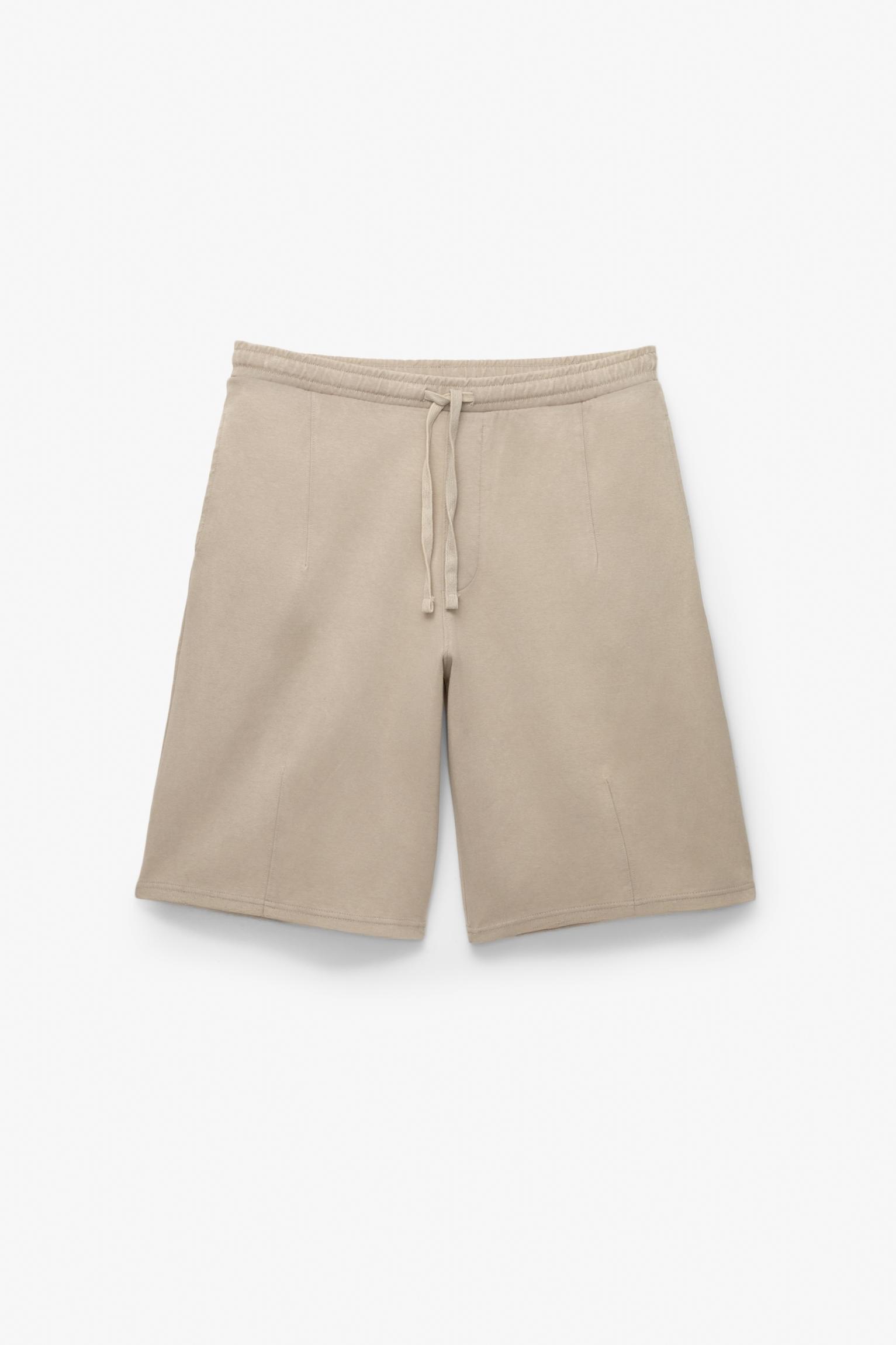 Super baggy Bermuda short sweatpants Product Image