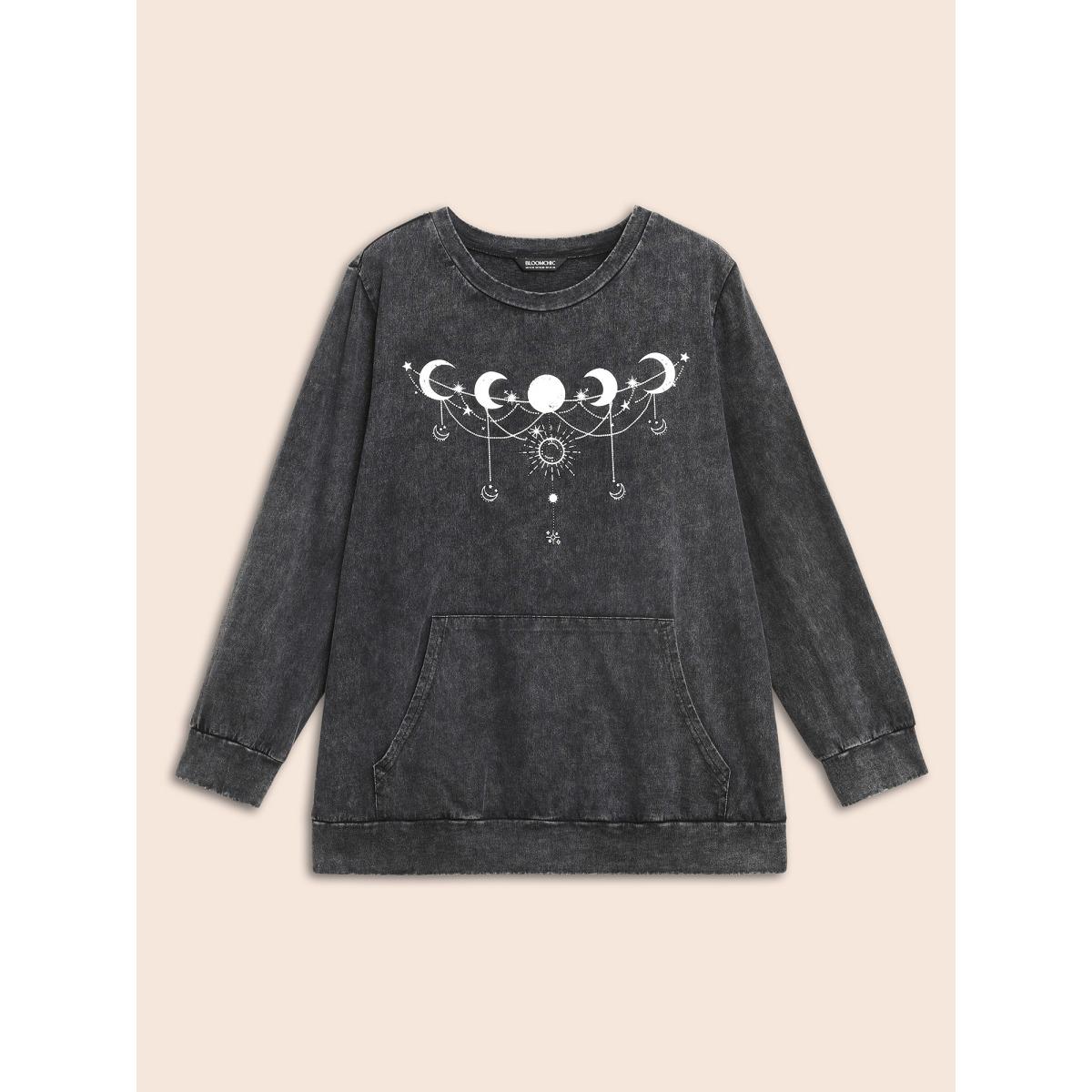 Plus Size Moon & Star Print Vintage Pocket Sweatshirt Women Acidwashblack Casual Non Round Neck Everyday Sweatshirts BloomChic 26/4X Product Image