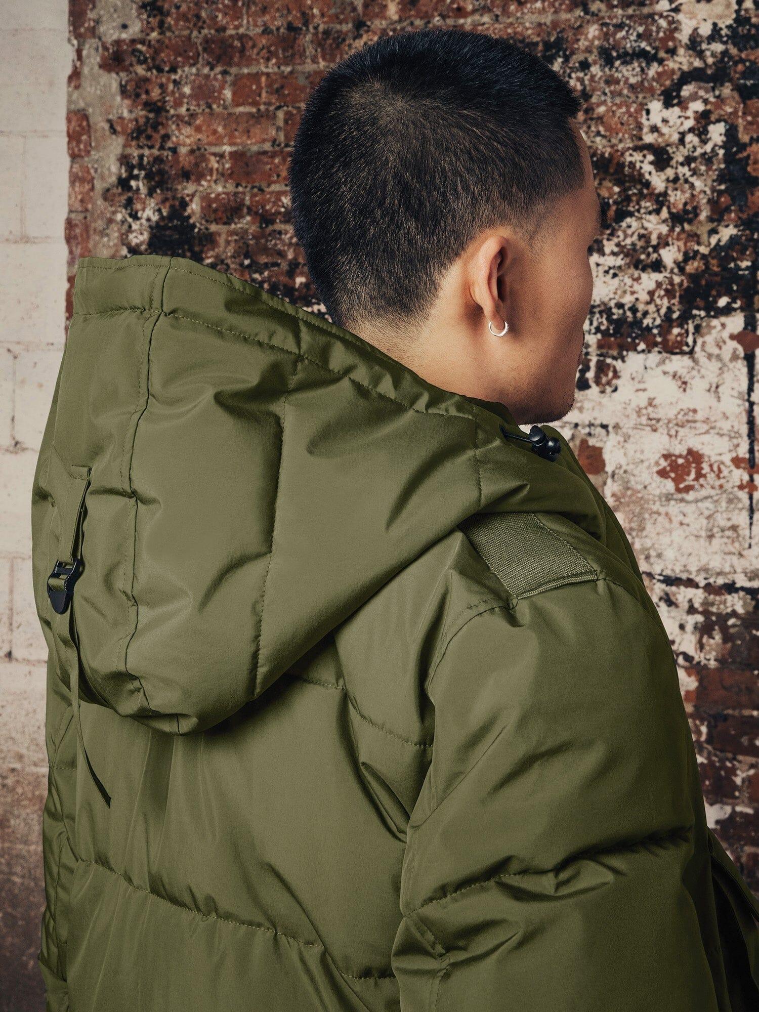 HOODED PUFFER JACKET (SEASONAL) Male Product Image