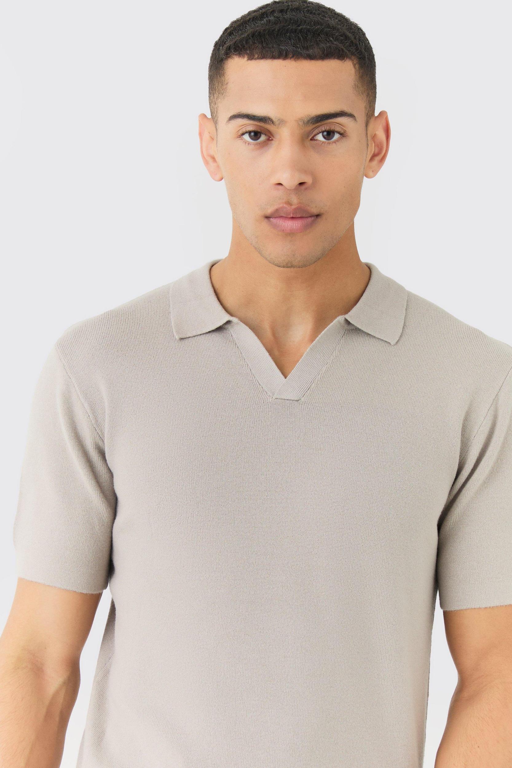 Regular Fit Revere Knitted Polo | boohooMAN USA Product Image