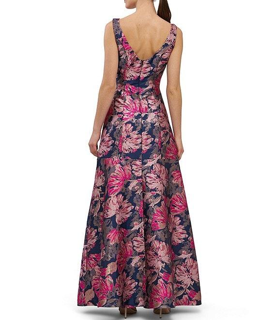 Kay Unger Maren Metallic Floral Jacquard Boat Neck Sleeveless Sheath Gown Product Image