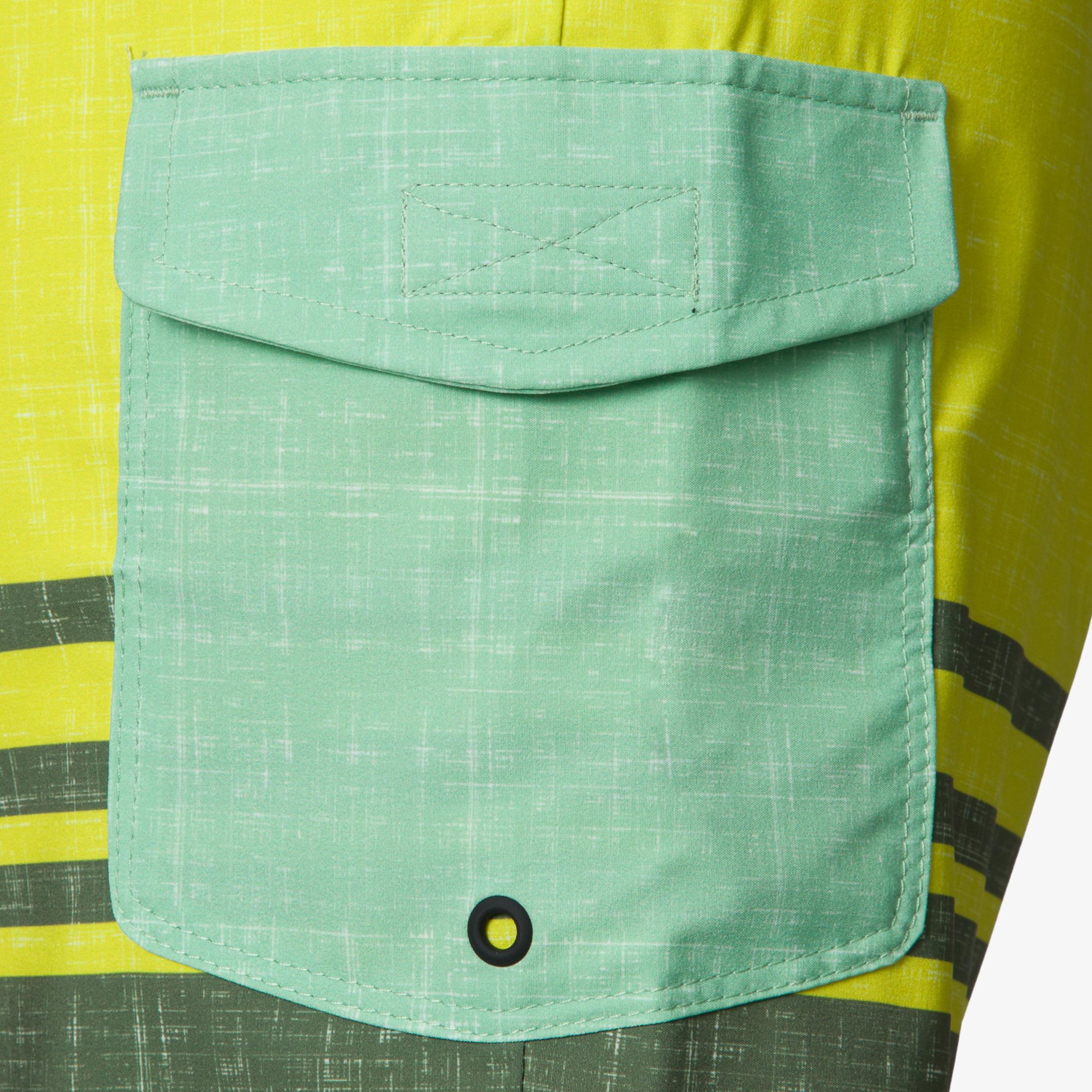 Casey Stripe Boardshort 17" Male Product Image