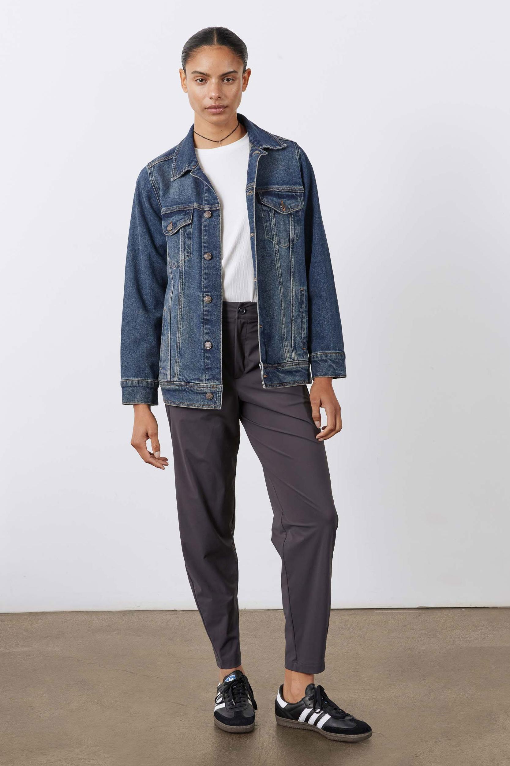 Not Too Tapered Pants Product Image