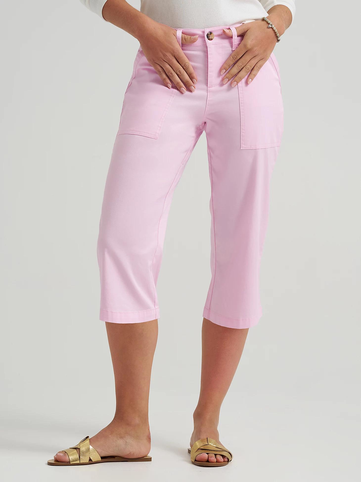 Women's Ultra Lux Comfort with Flex-to-Go Relaxed Fit Utility Skimmer | Women's Capris & Crops | Lee® Product Image