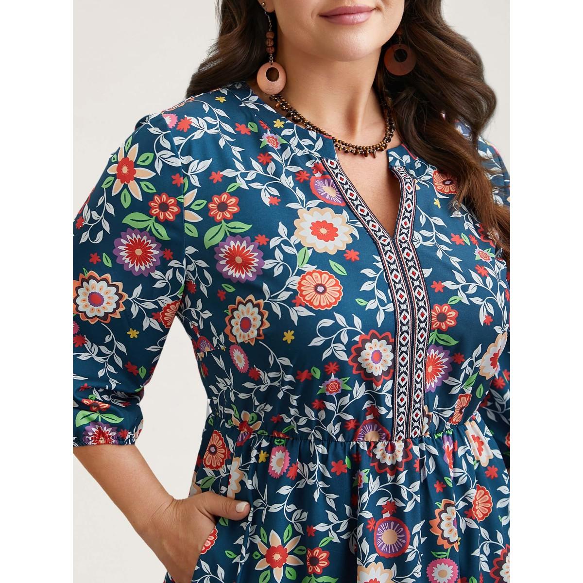 Plus Size Floral Print Stretchy-Waist Pockets Maxi Dress Navy Women Boho Non Flat collar with V-notch Elbow-length sleeve Curvy BloomChic 18-20/2X Product Image
