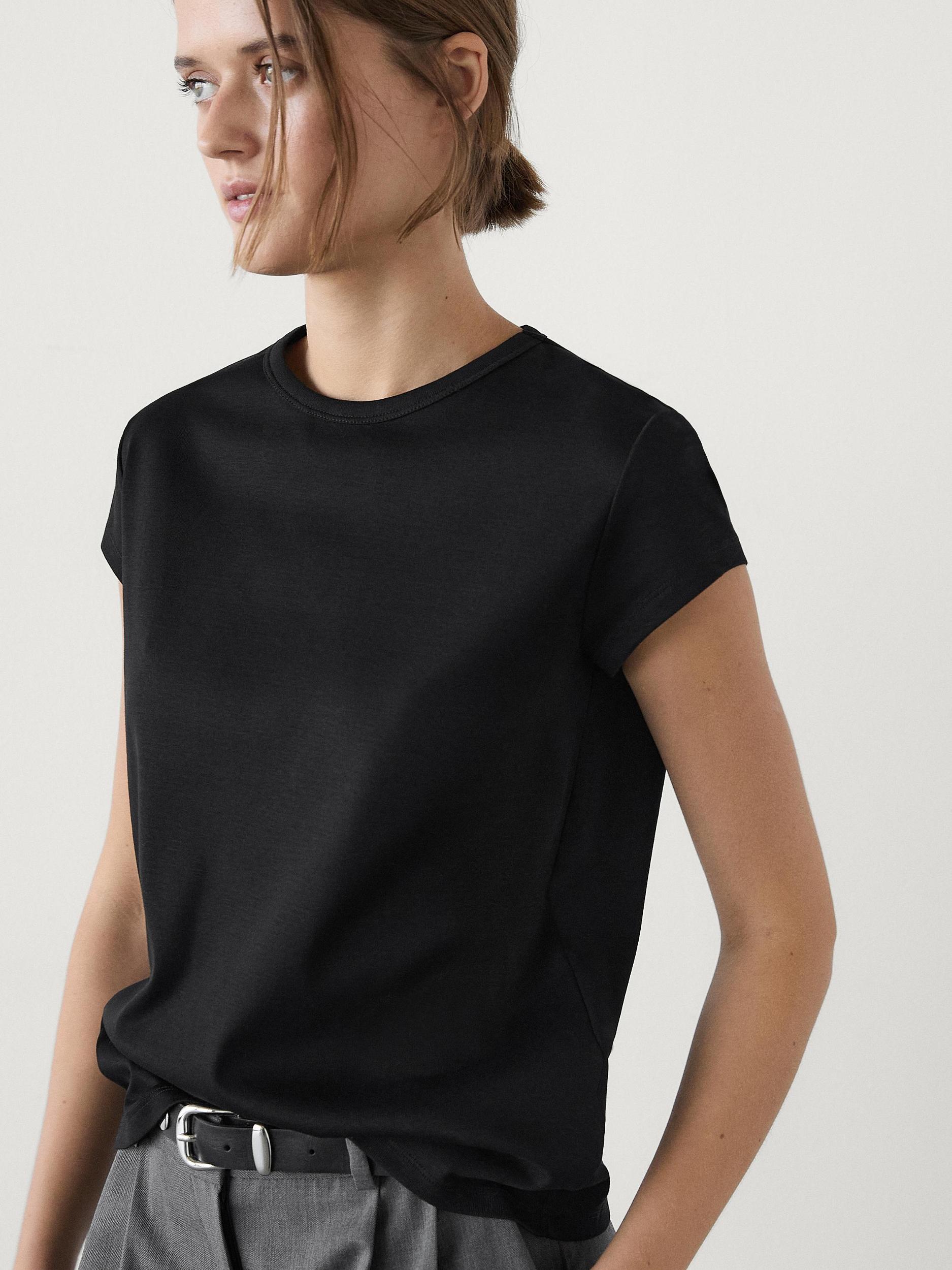 100% cotton short sleeve T-shirt Product Image