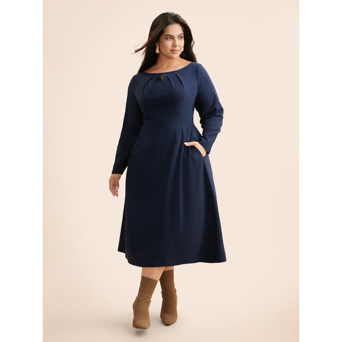 Plus Size Plain Keyhole Pleated Shirred Dress Indigo Women Workwear Essentials Pleated Boat Neck Long Sleeve Curvy BloomChic 30/6X Product Image