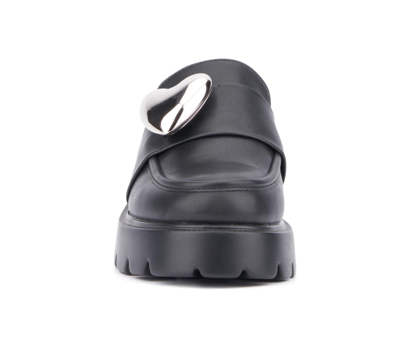 Women's Olivia Miller Heart Lugged Clogs Product Image