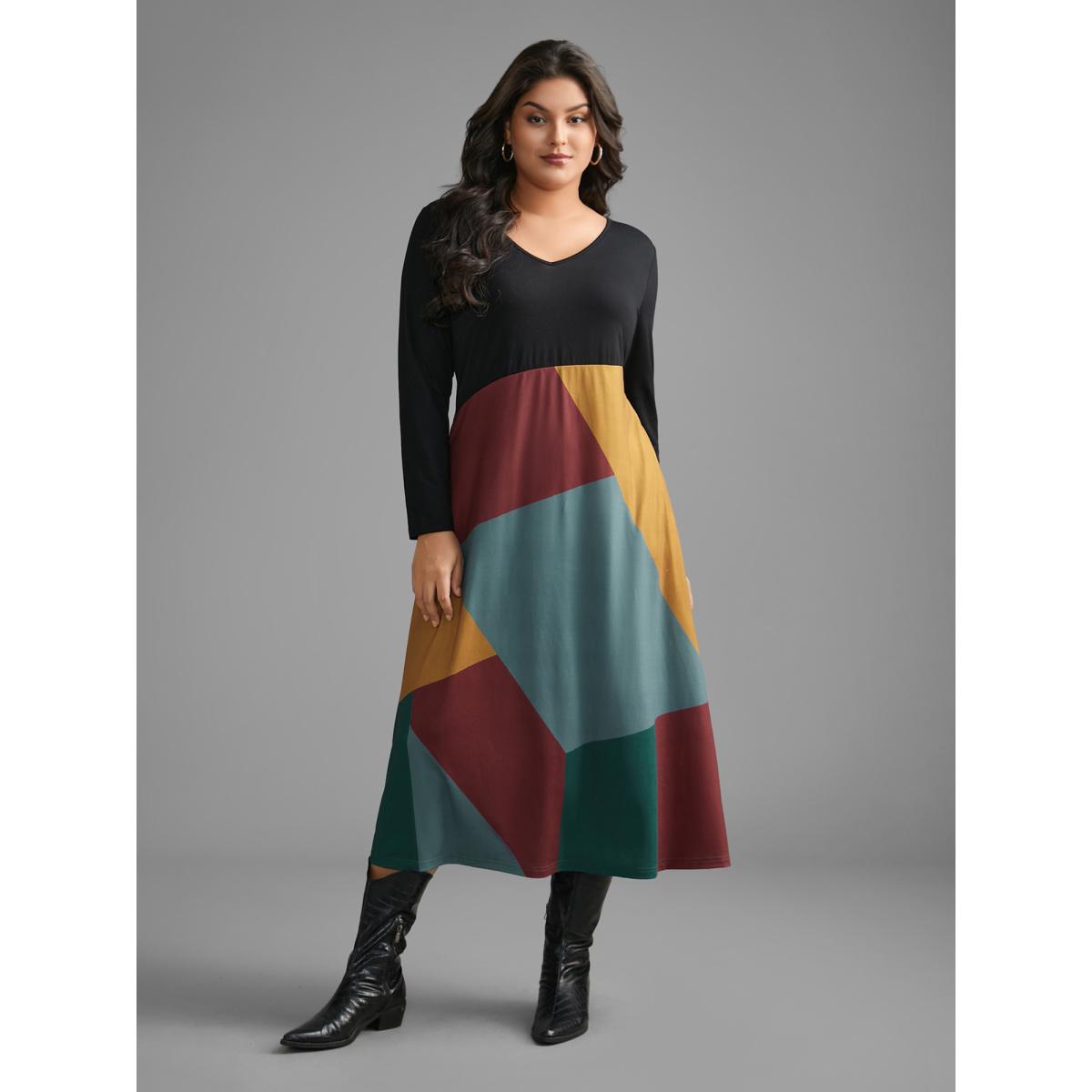 Plus Size Supersoft Essentials Colorblock Contrast Midi Dress Black Women Casual Contrast V-neck Long Sleeve Curvy BloomChic 10/M Product Image