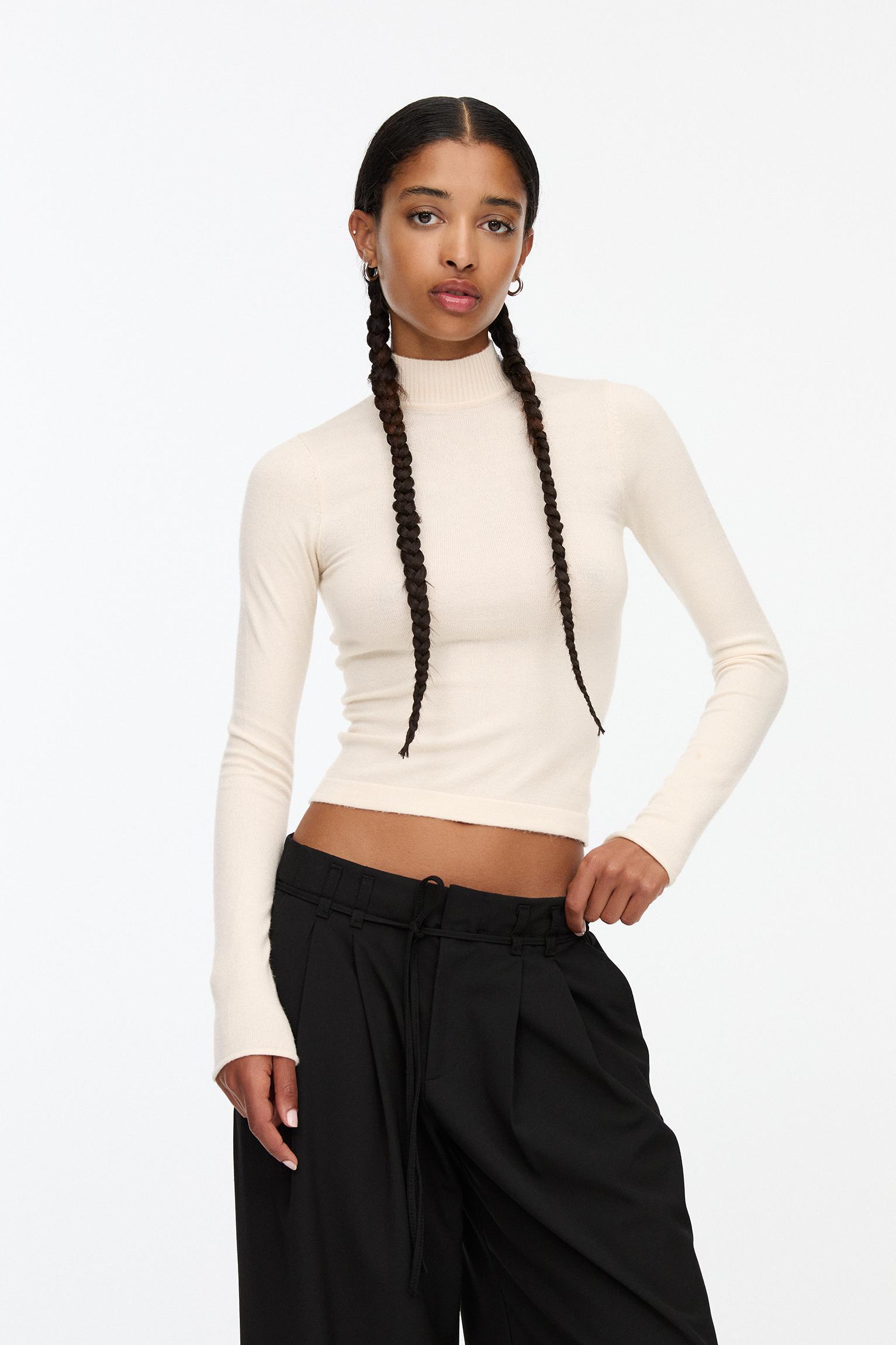 High neck sweater Product Image