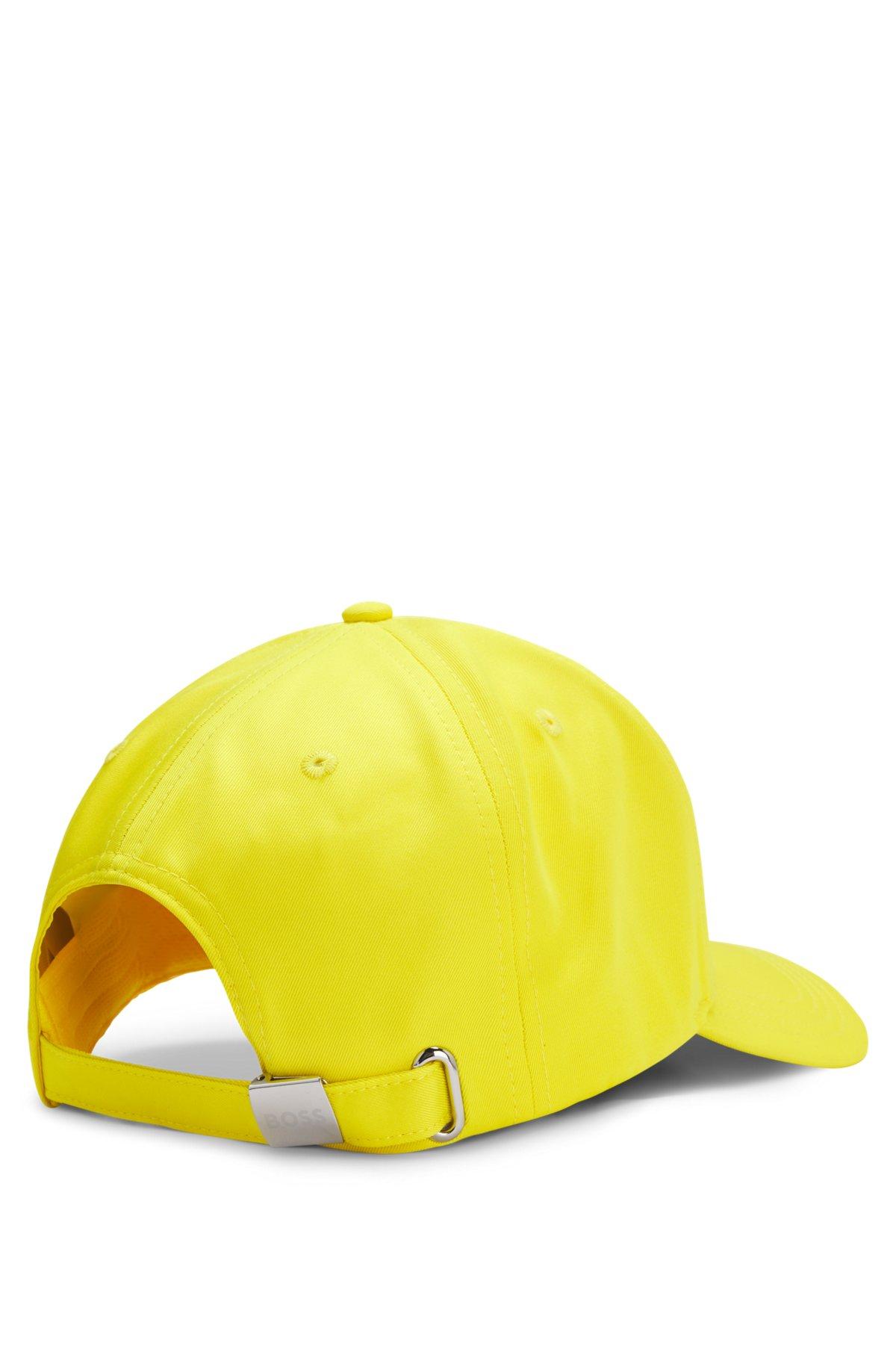 Logo cap in lustrous twill with country-flag badge Product Image