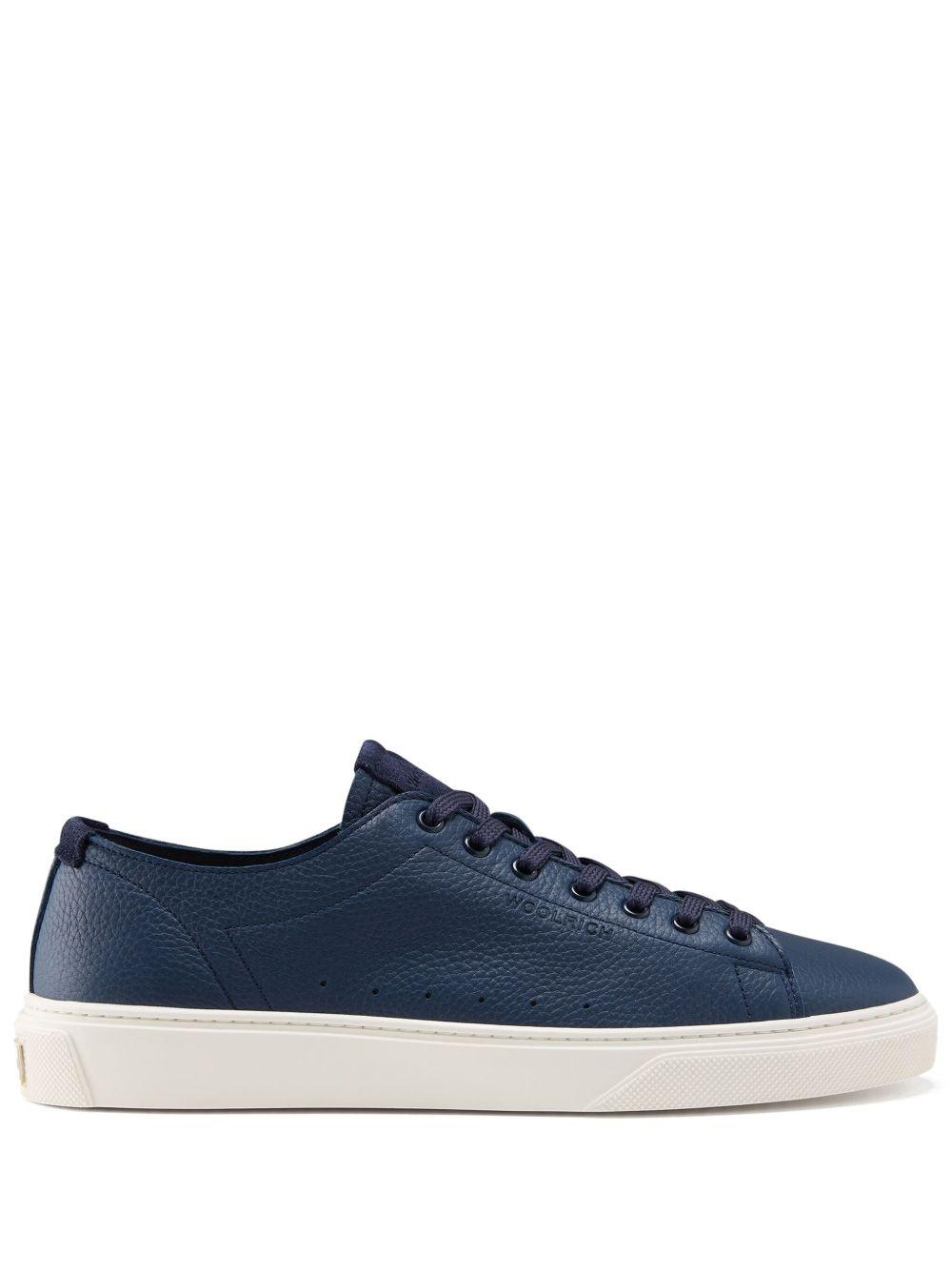 HUGO - Low-top trainers with monogram details - Black Product Image