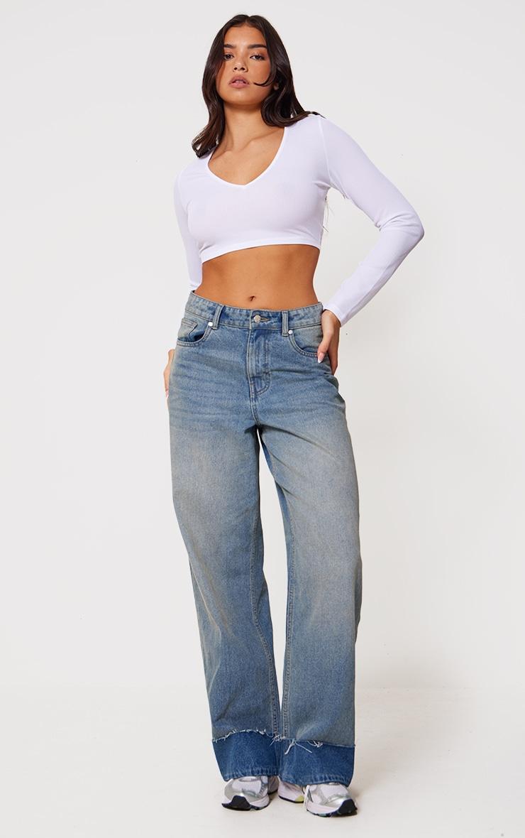 White Rib V Neck Long Sleeve Crop Top Product Image