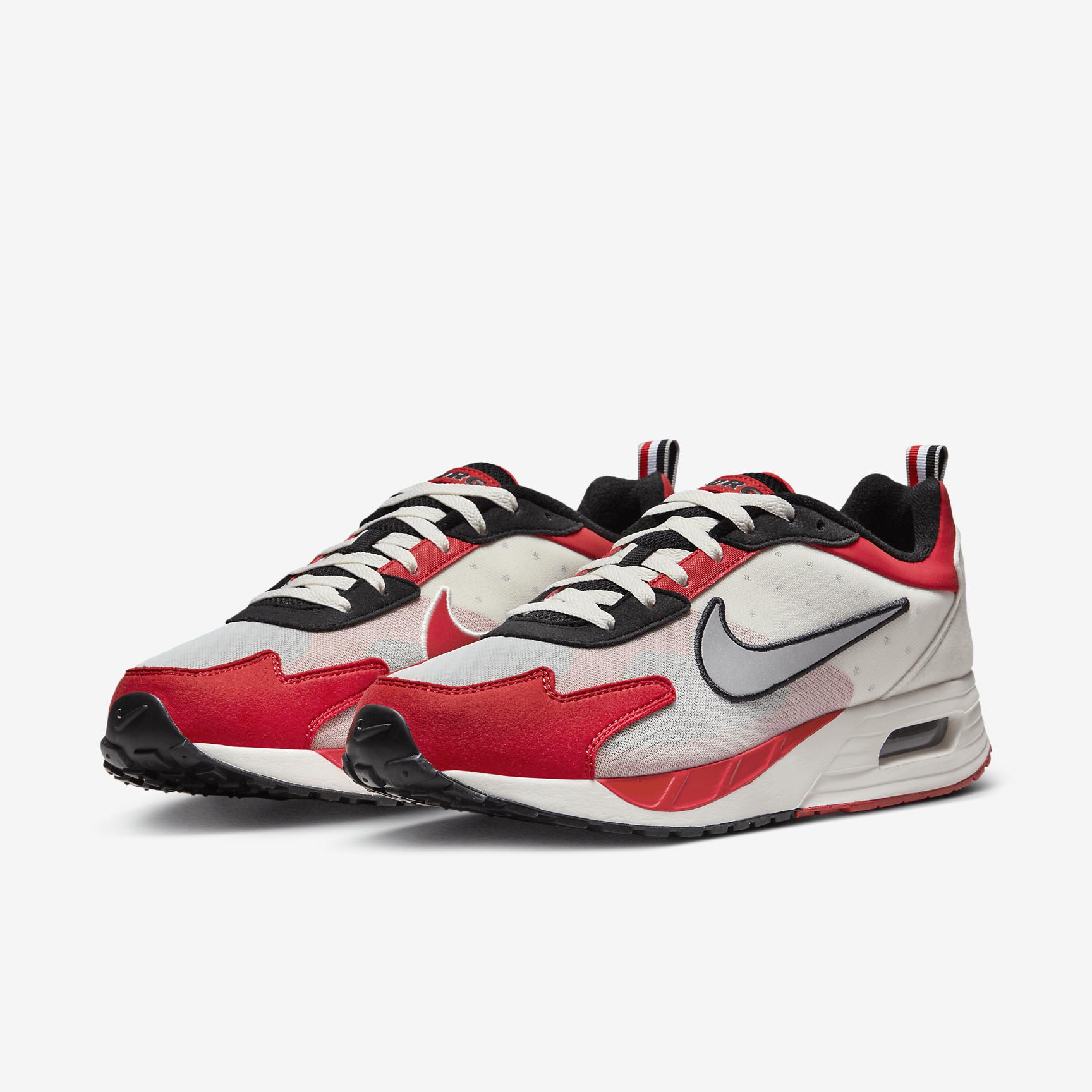 Georgia Nike Air Max Solo Men's Shoes Product Image