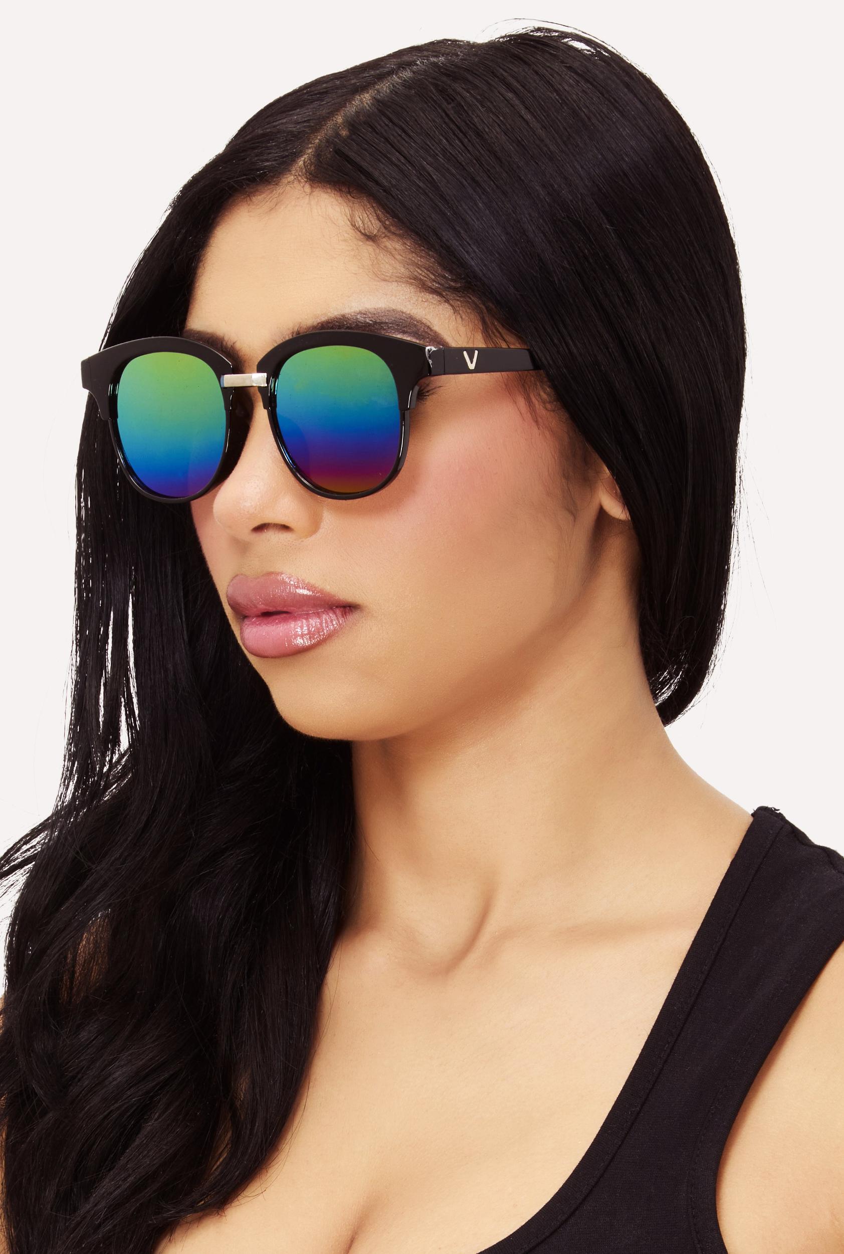 Stylish Ombre Lens Sunglasses for Women Female Product Image