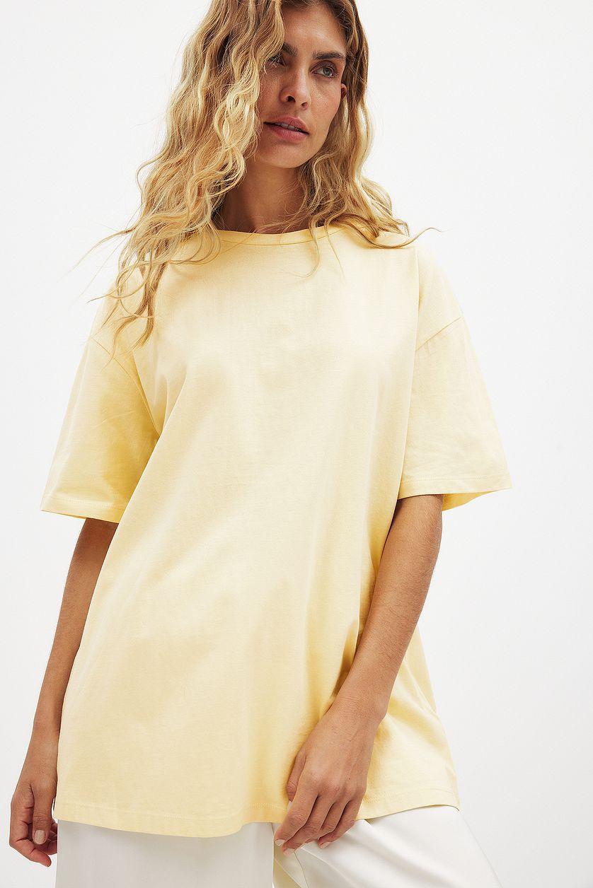 Round Neck Oversized Tee Product Image